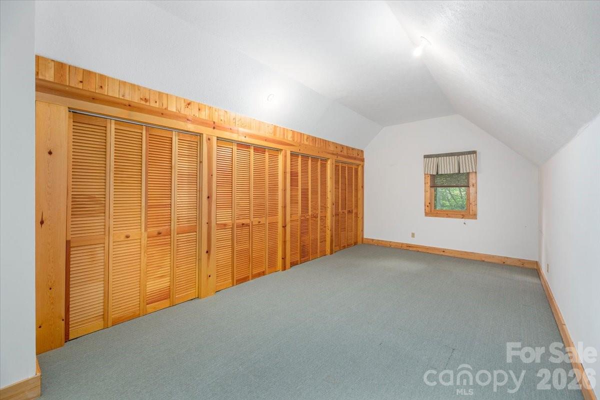 Versatile bonus room- many options! - 235 Timucua Trail, Waynesville