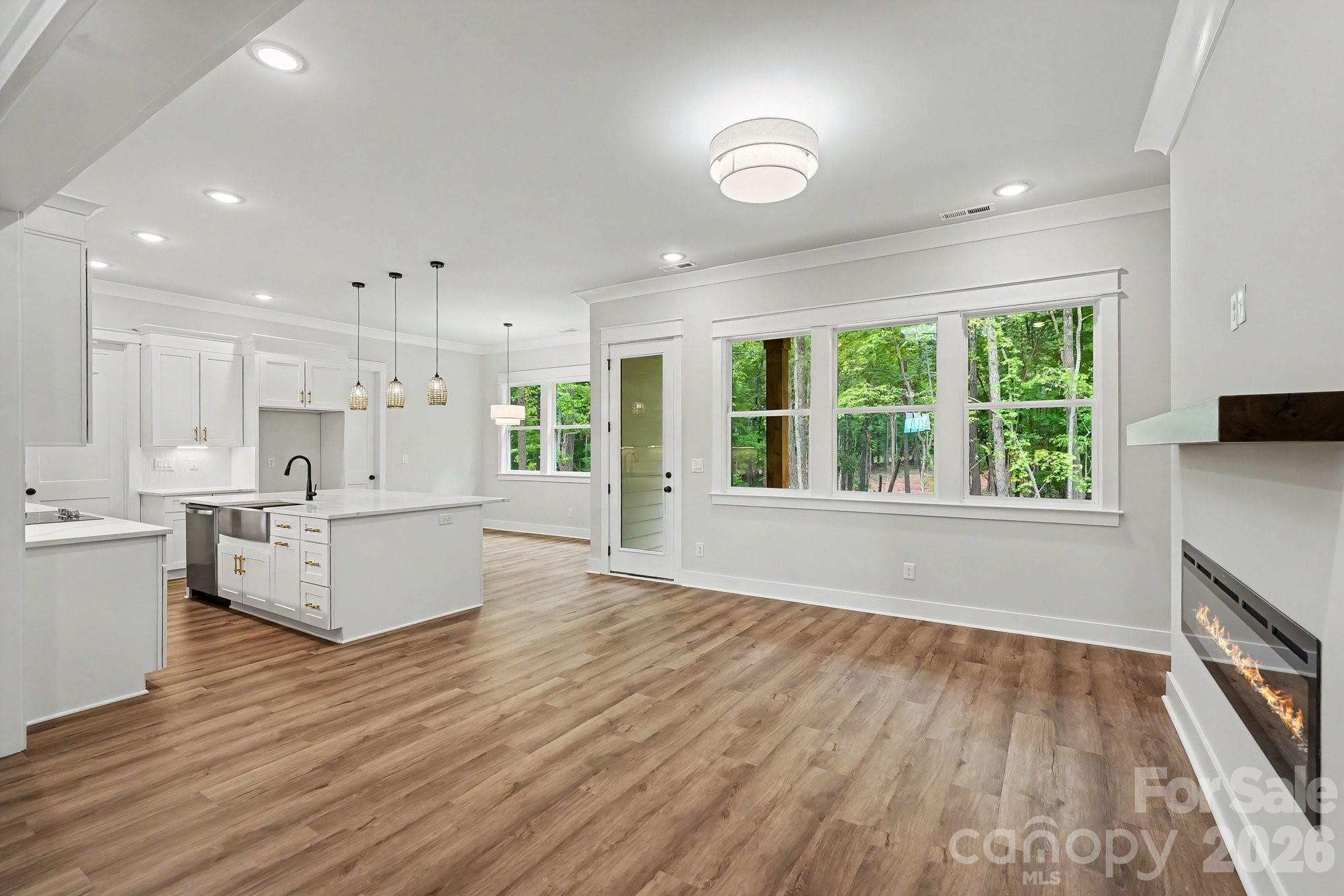 Single Family Residence at 4923 Lancaster Highway, Monroe, photo 5 of 26