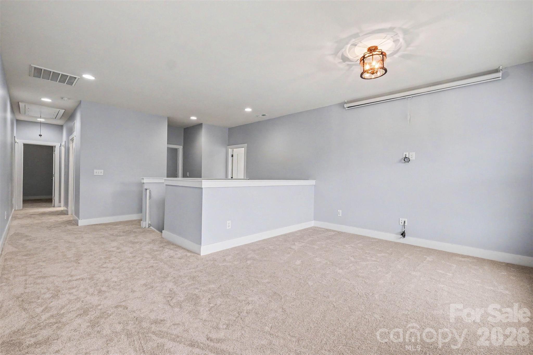 Loft - 162 Stibbs Cross Road, Mooresville