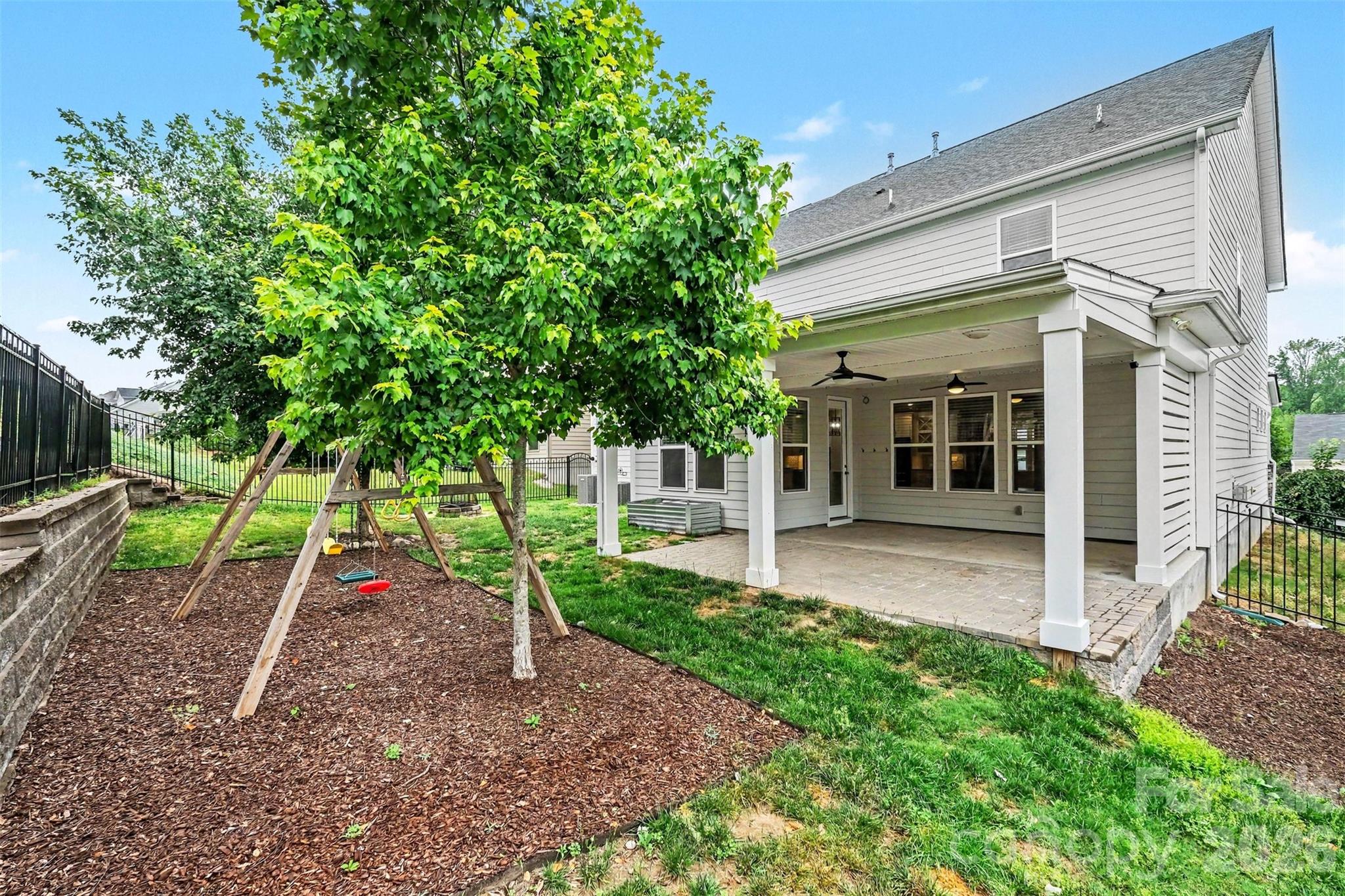 Single Family Residence at 162 Stibbs Cross Road, Mooresville, photo 39 of 43