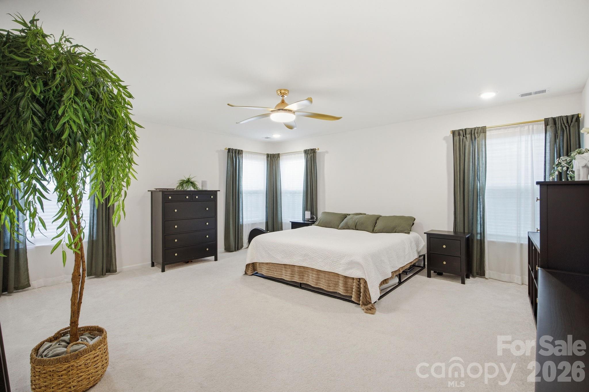 Single Family Residence at 115 Summerhill Drive, Mooresville, photo 27 of 48