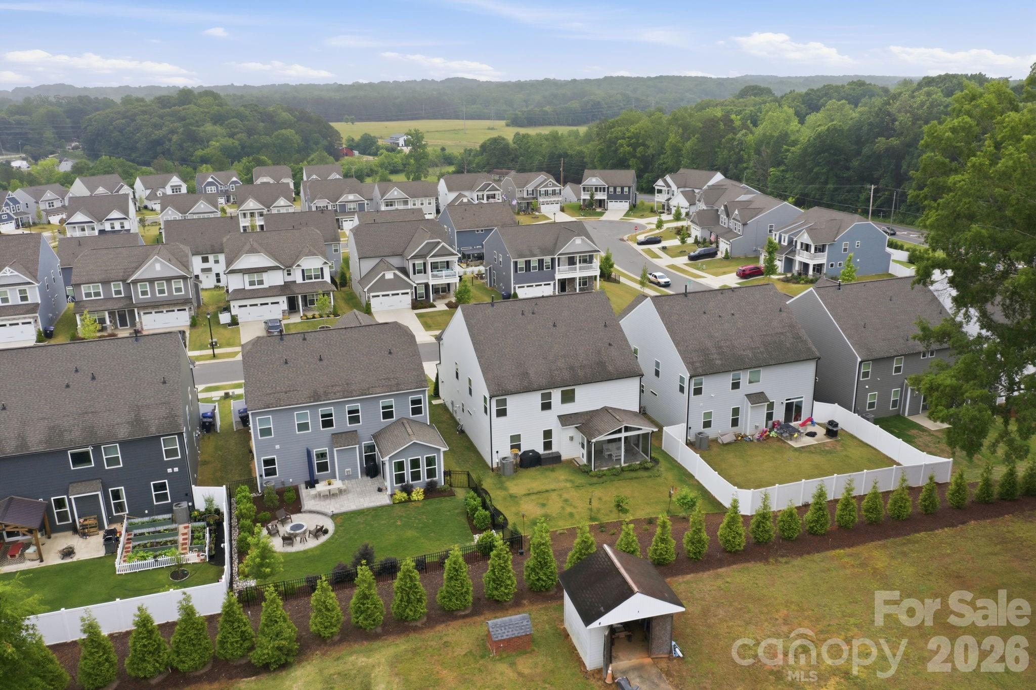 Single Family Residence at 115 Summerhill Drive, Mooresville, photo 45 of 48
