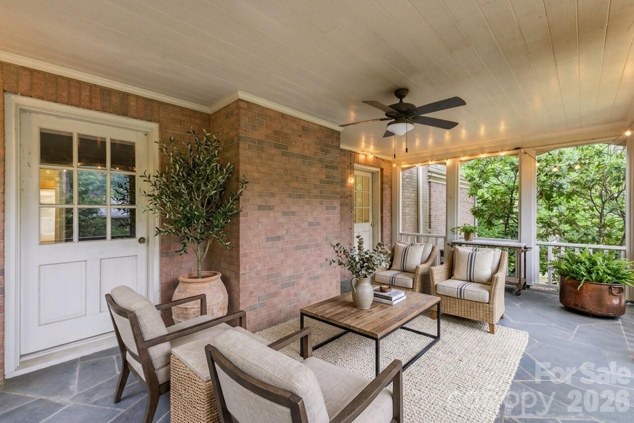 Virtually Staged - 330 Earlwood Road, Statesville