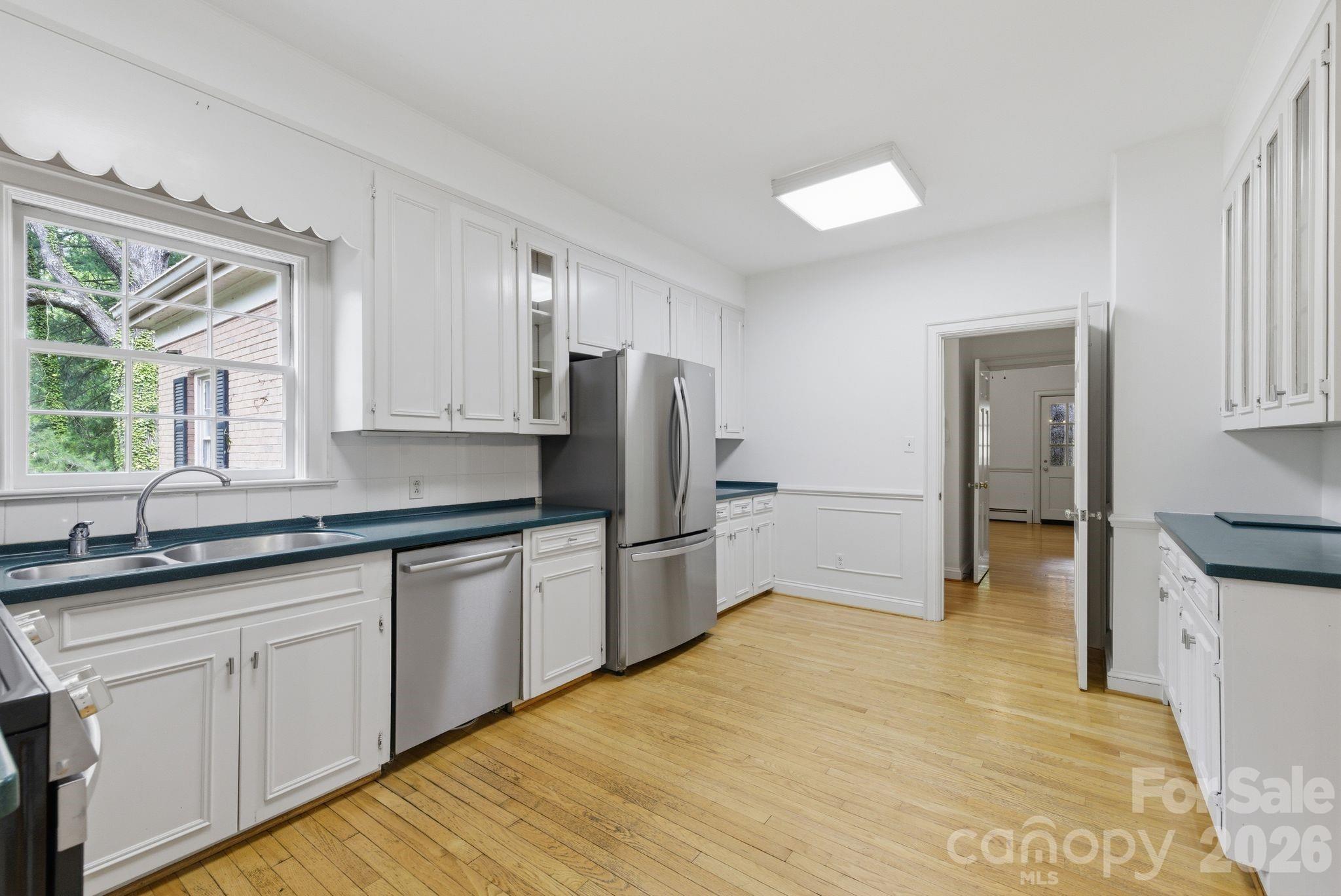 Single Family Residence at 330 Earlwood Road, Statesville, photo 23 of 48