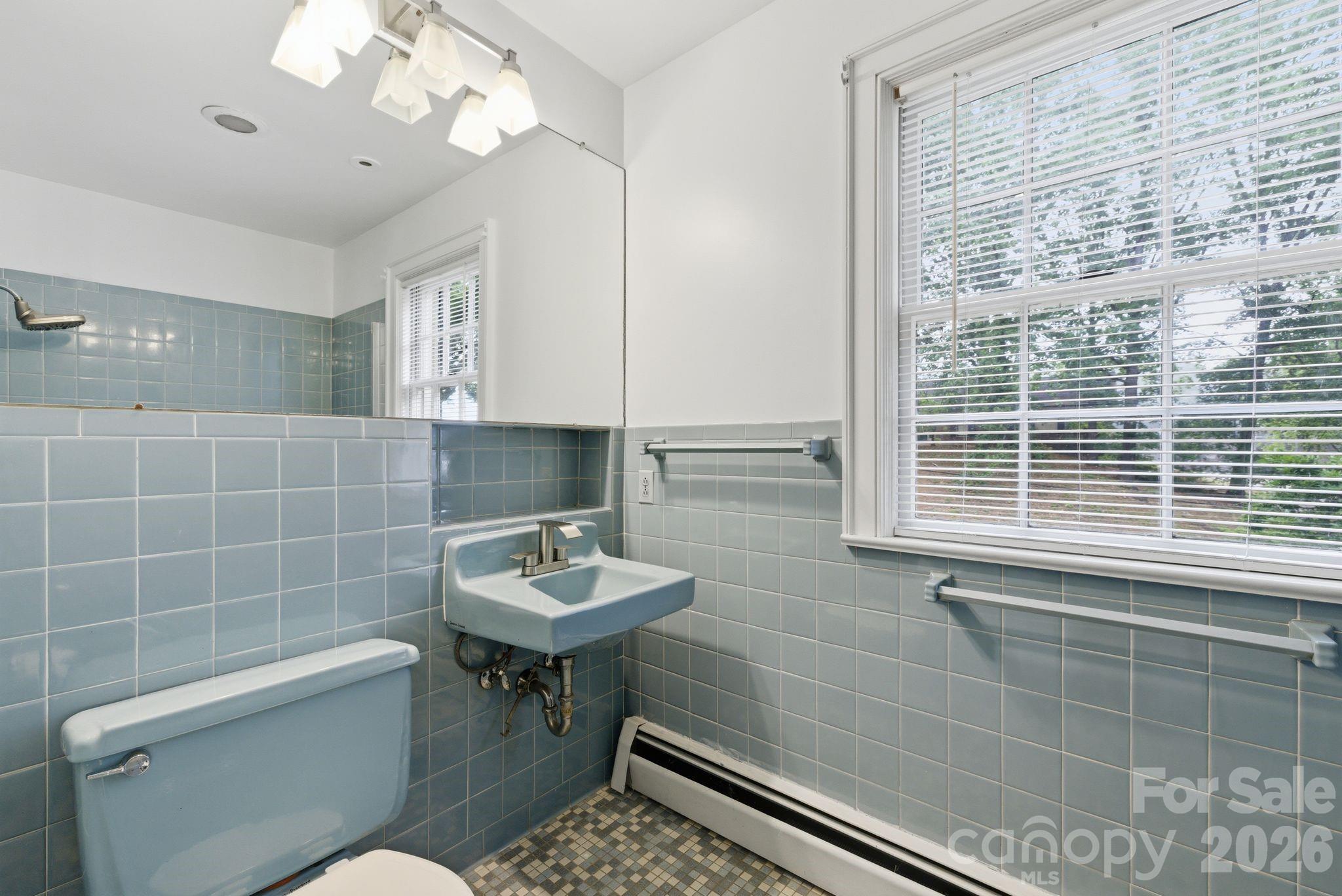 Single Family Residence at 330 Earlwood Road, Statesville, photo 28 of 48