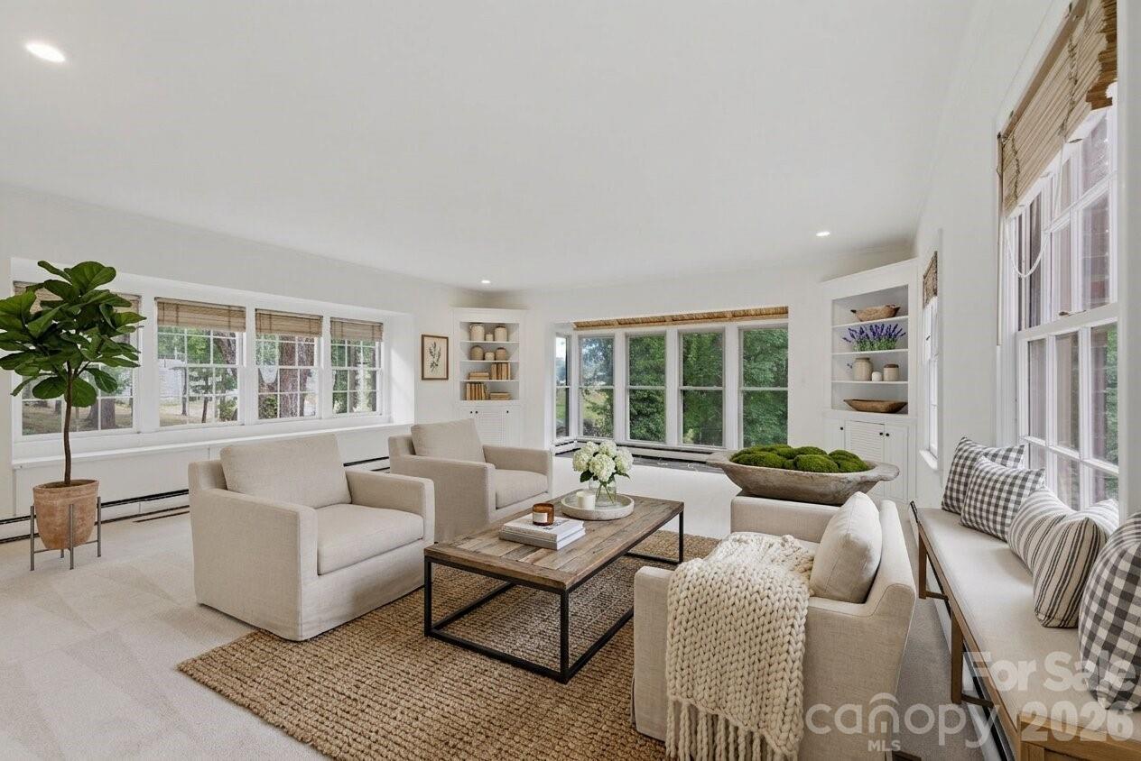 Virtually Staged - 330 Earlwood Road, Statesville