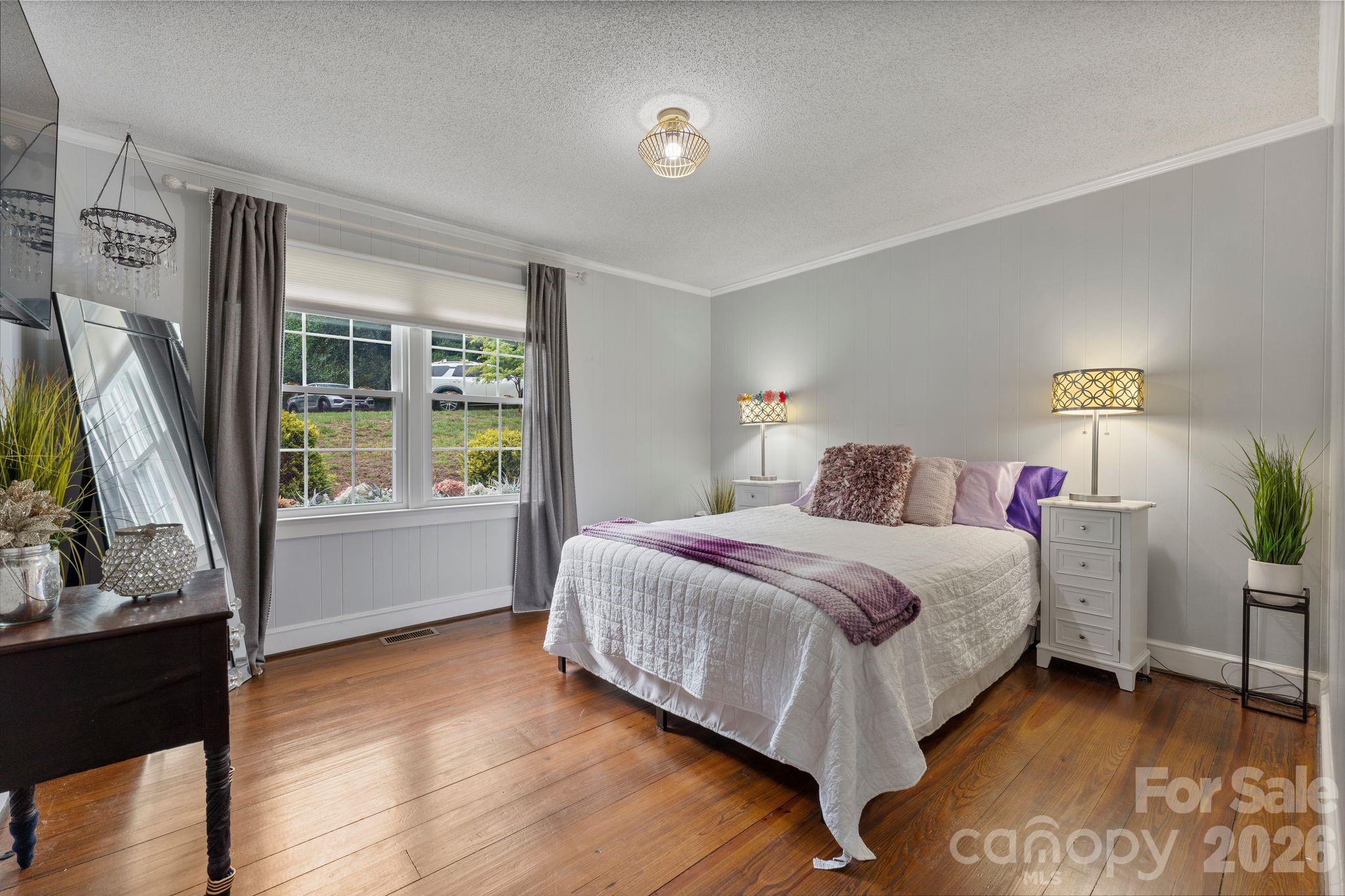 Single Family Residence at 1014 Bramblewood Court NE, Lenoir, photo 17 of 45