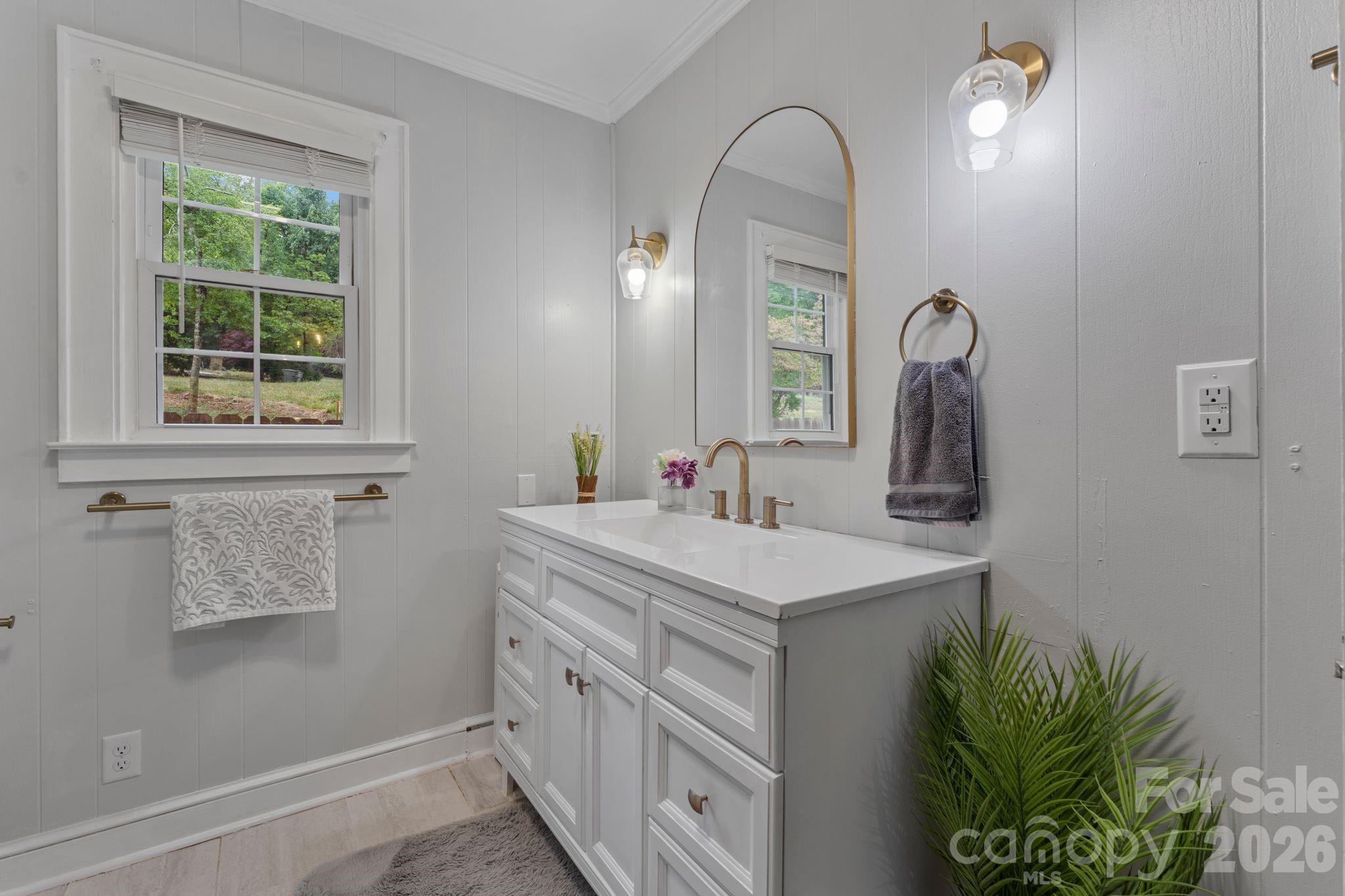 Single Family Residence at 1014 Bramblewood Court NE, Lenoir, photo 19 of 45
