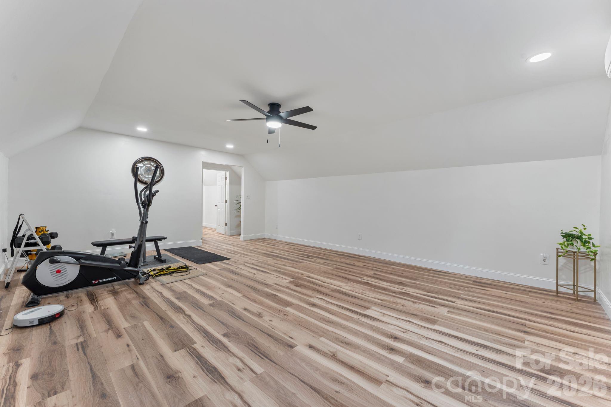 Single Family Residence at 1014 Bramblewood Court NE, Lenoir, photo 27 of 45