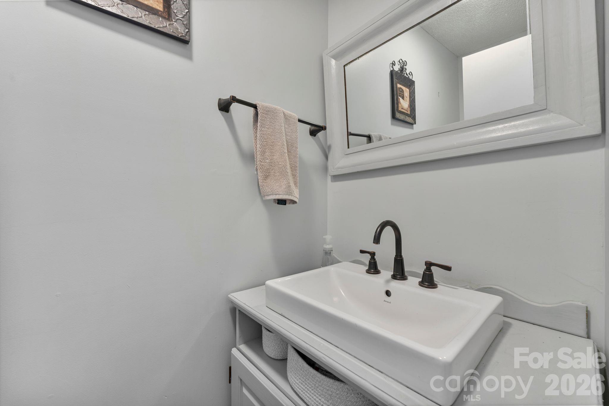 Single Family Residence at 1014 Bramblewood Court NE, Lenoir, photo 31 of 45