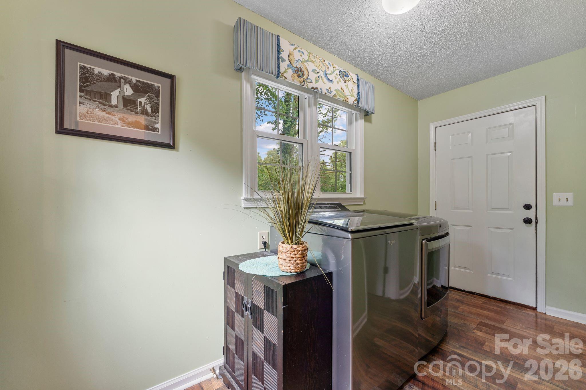 Single Family Residence at 1014 Bramblewood Court NE, Lenoir, photo 33 of 45