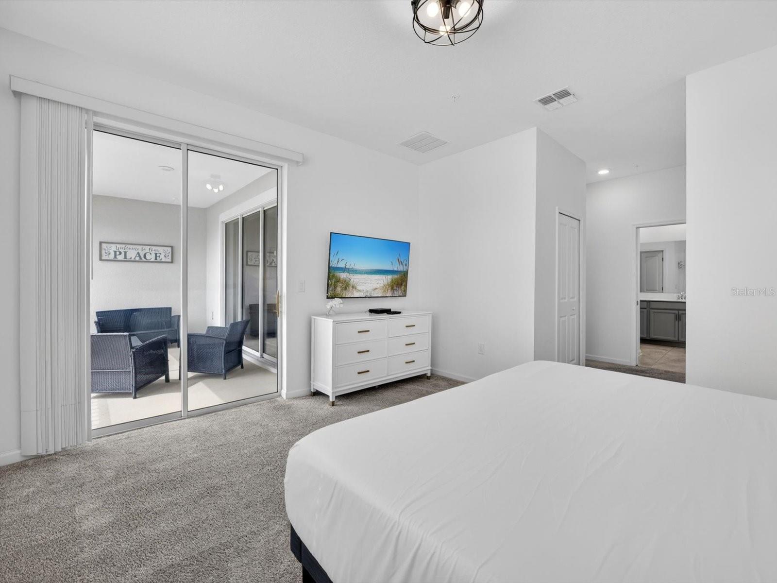 Condominium at 967 SPLASH SHOT PLACE #2503, DAVENPORT, photo 19 of 47