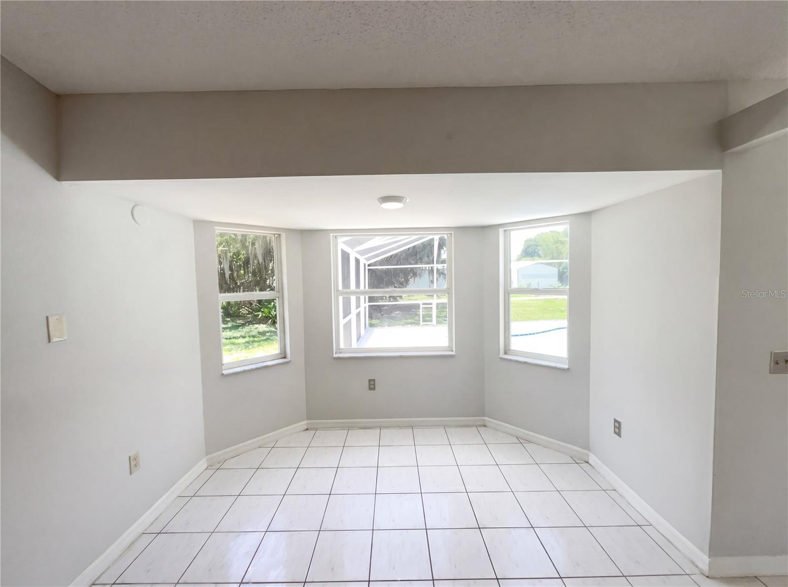 Single Family Residence at 1750 EVERGREEN CT, KISSIMMEE, photo 6 of 33
