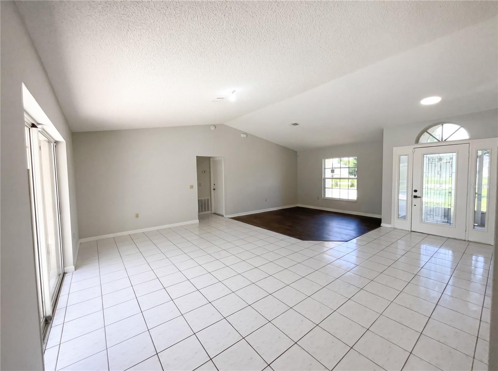 Single Family Residence at 1750 EVERGREEN CT, KISSIMMEE, photo 9 of 33
