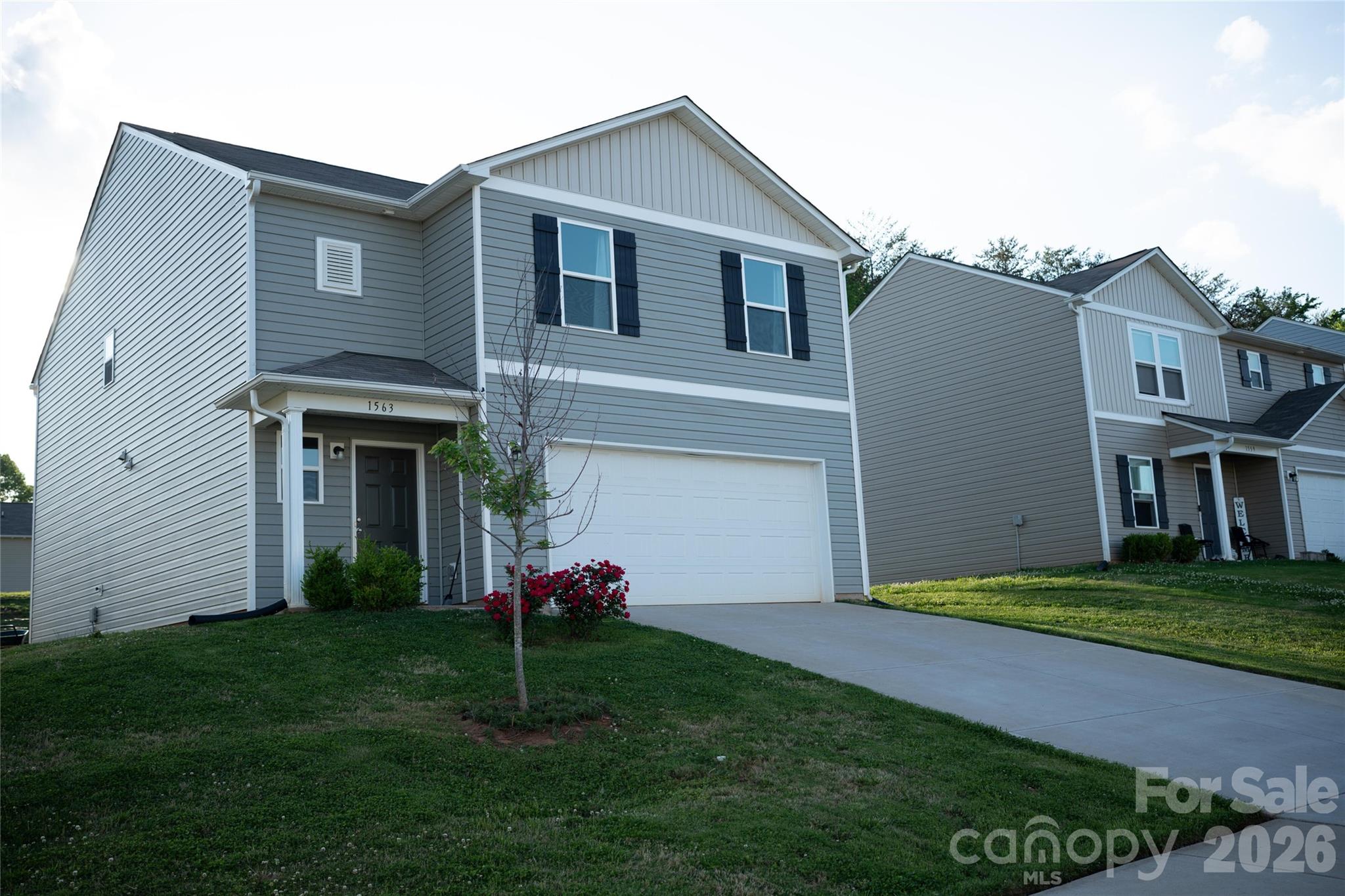 Single Family Residence at 1563 Catskill Way, Newton, photo 2 of 29