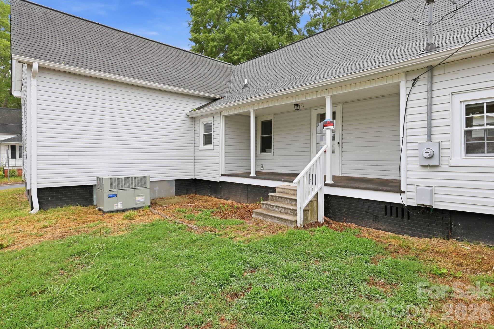 Single Family Residence at 904 Mill Street, Albemarle, photo 8 of 33