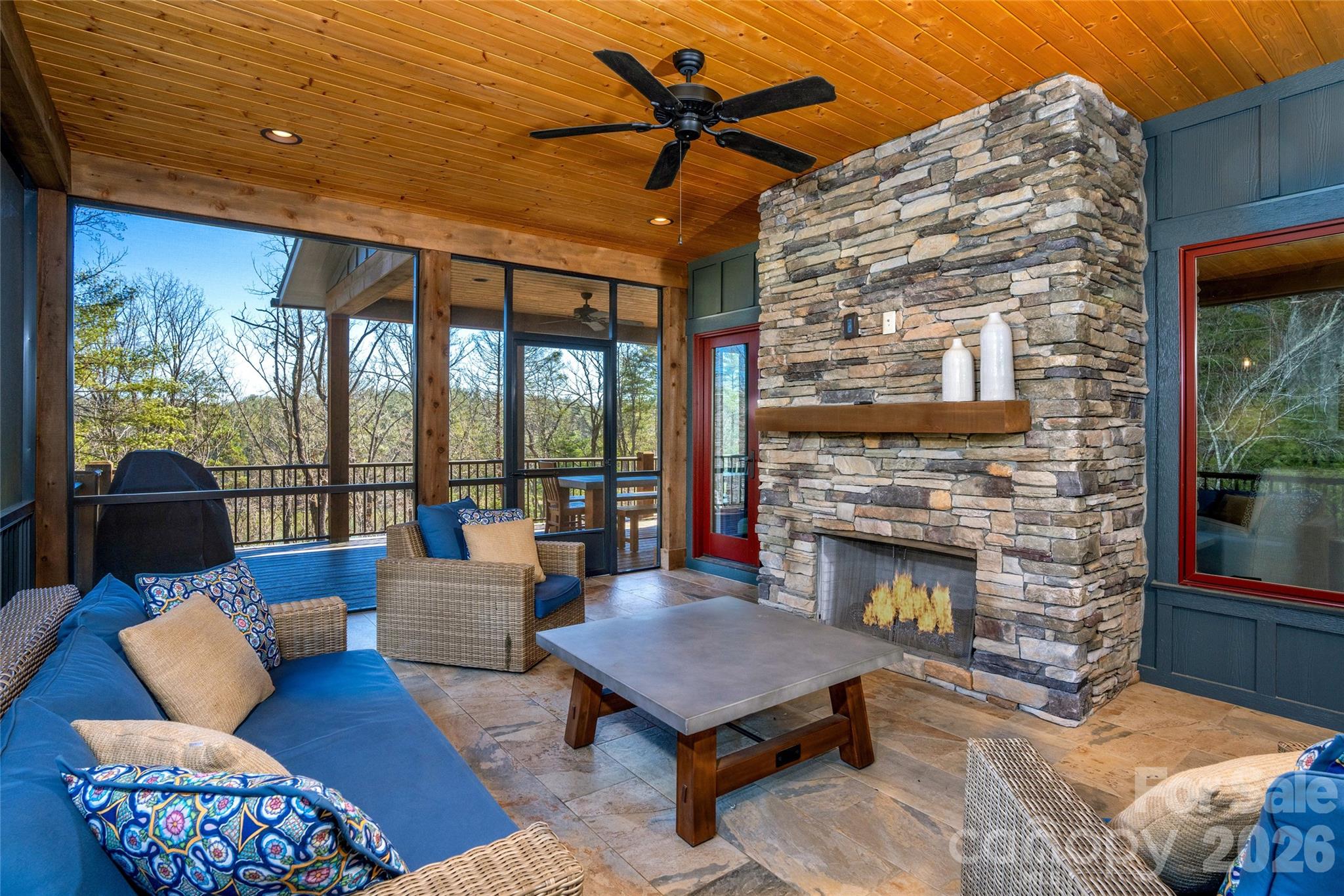 Single Family Residence at 2349 Cornwallis Trail, Nebo, photo 6 of 42