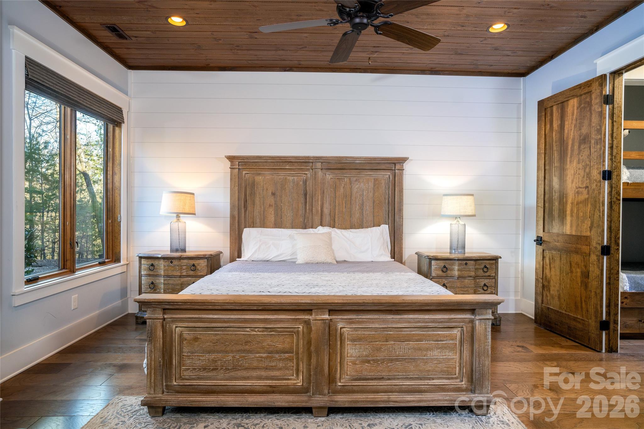 Main Level Bedroom - 2349 Cornwallis Trail, Nebo