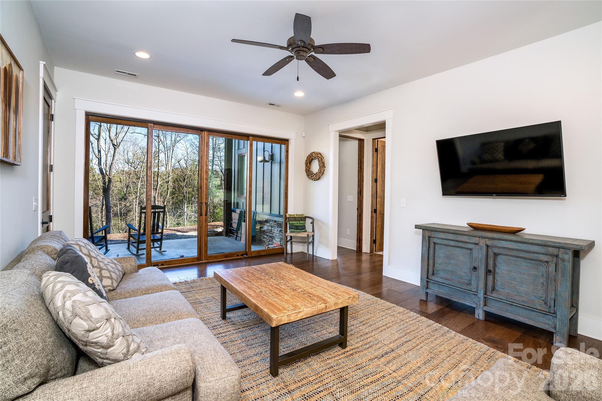 Single Family Residence at 2349 Cornwallis Trail, Nebo, photo 23 of 42