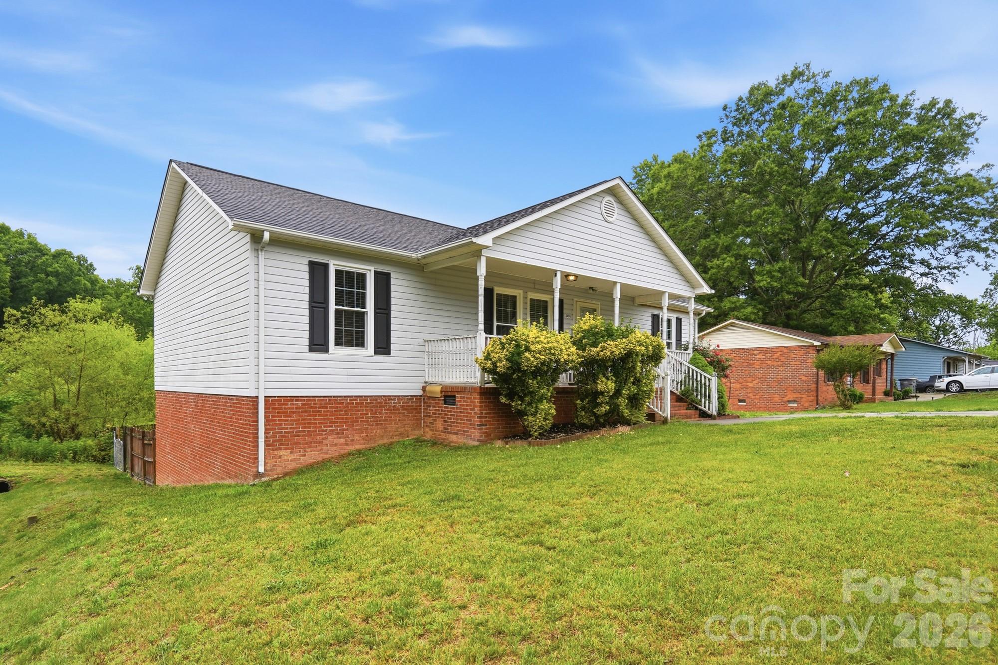 Single Family Residence at 1114 Lakeview Street, Kannapolis, photo 27 of 31