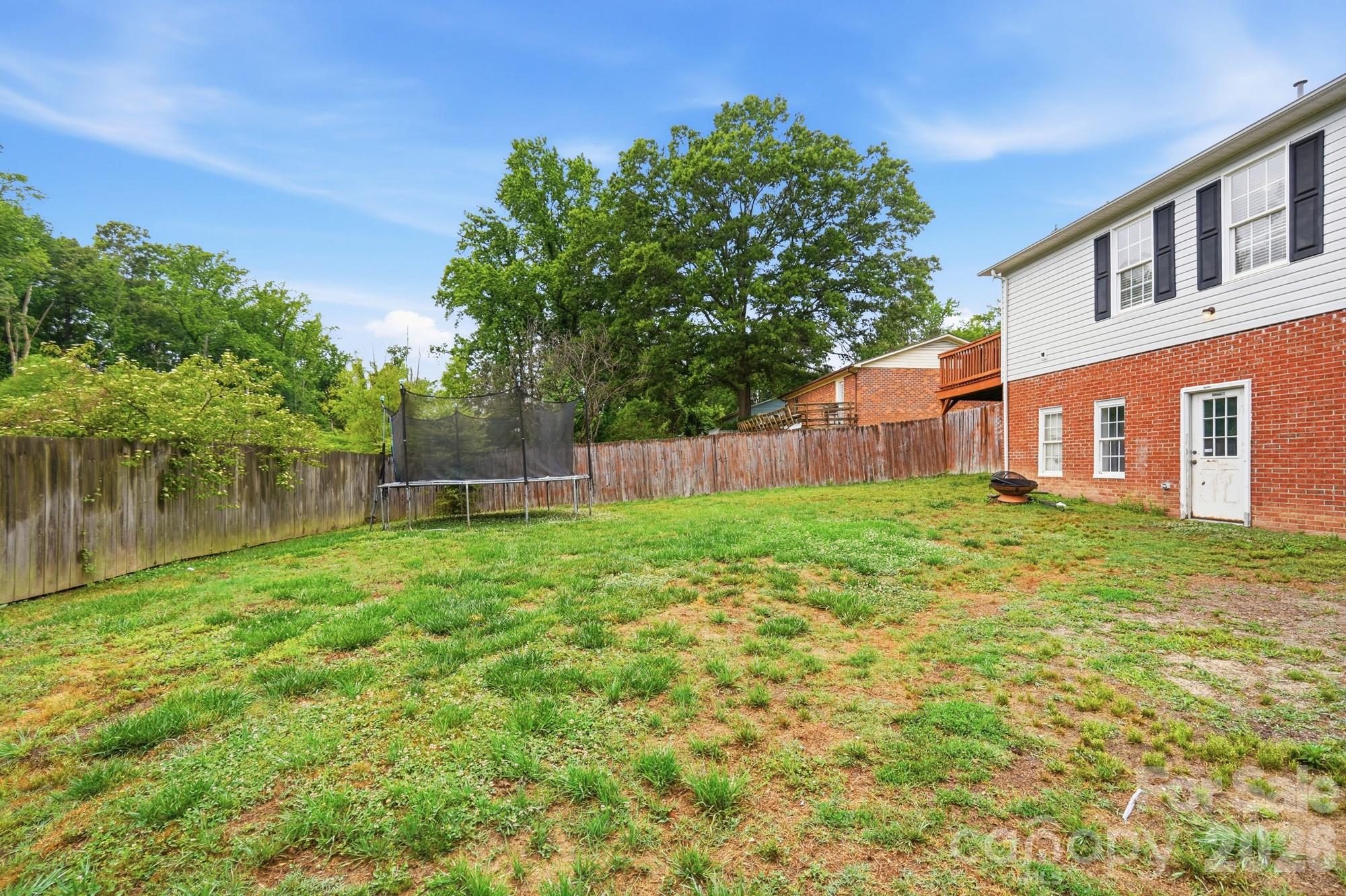Single Family Residence at 1114 Lakeview Street, Kannapolis, photo 30 of 31
