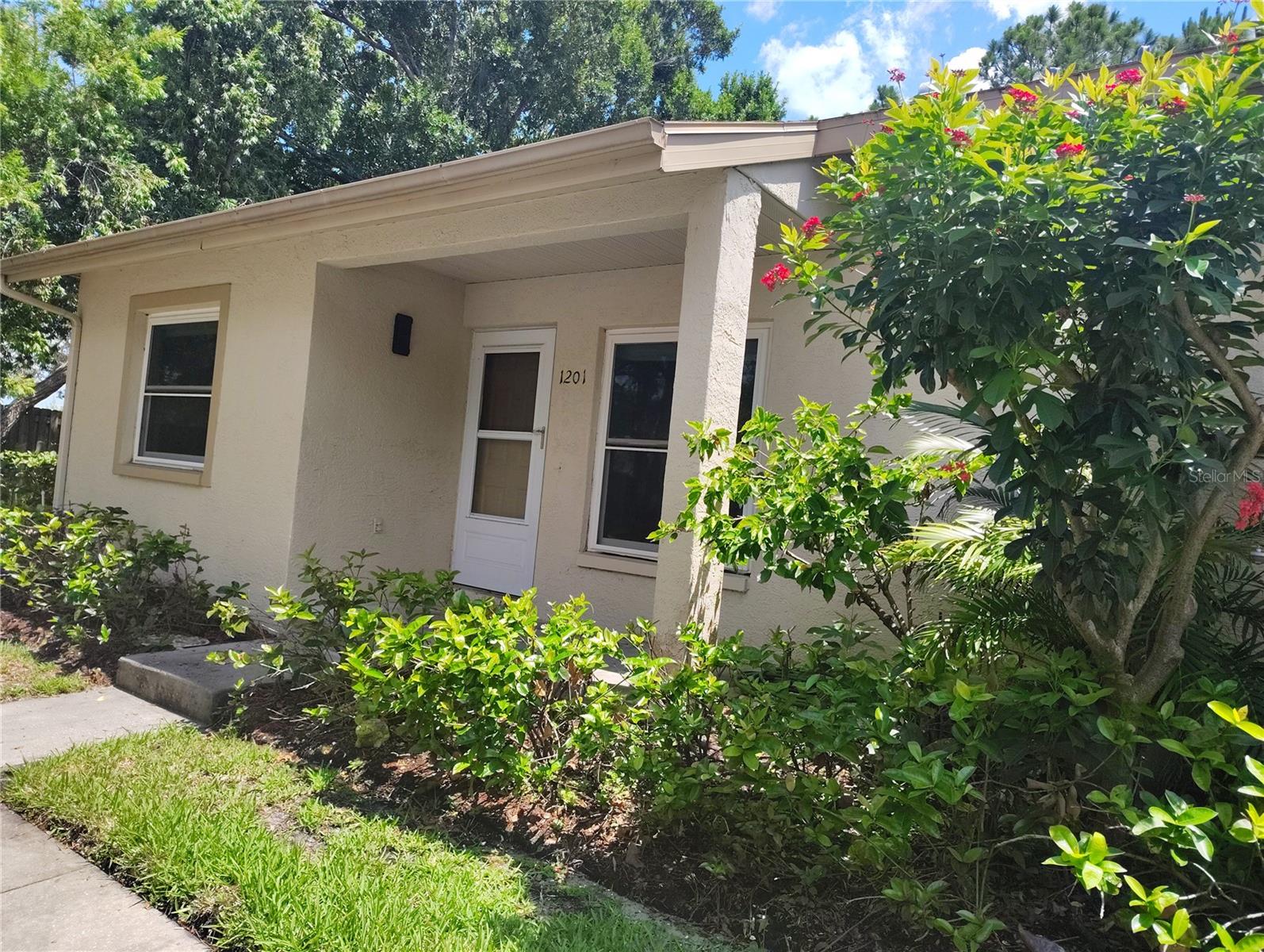 10853 43RD ST N #1201