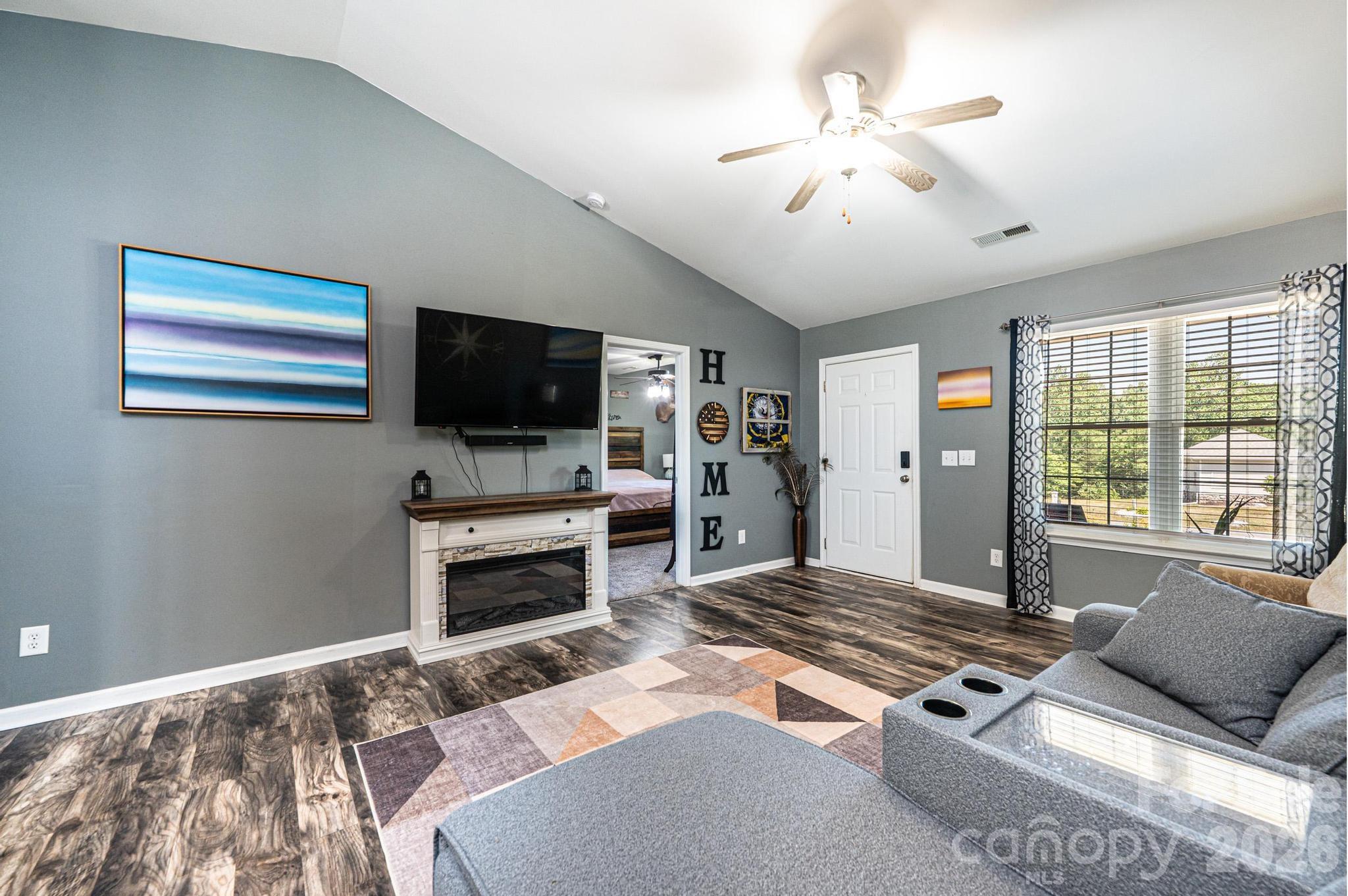 Single Family Residence at 205 Winding Cedar Drive, Statesville, photo 19 of 46