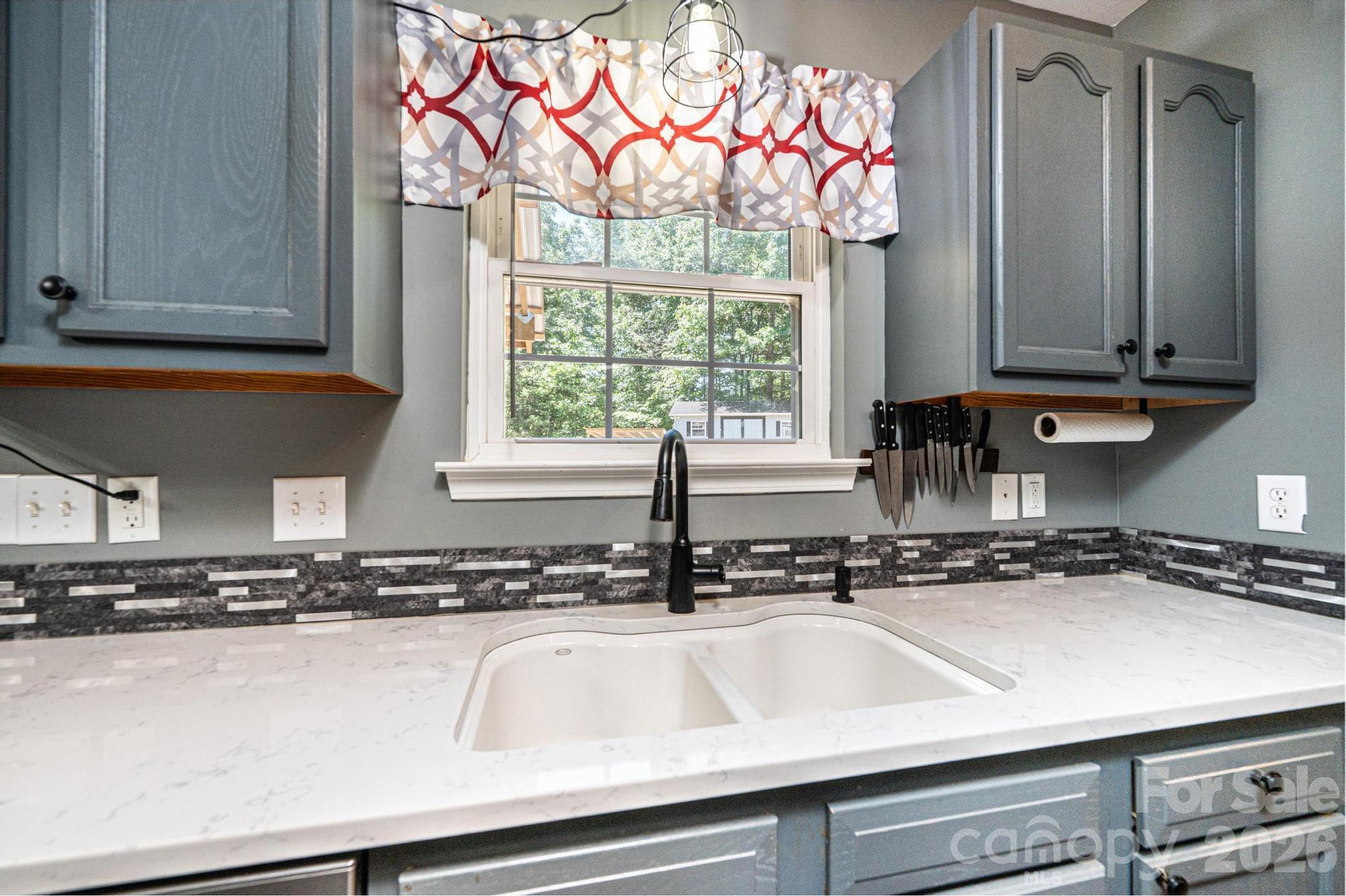 Single Family Residence at 205 Winding Cedar Drive, Statesville, photo 26 of 46