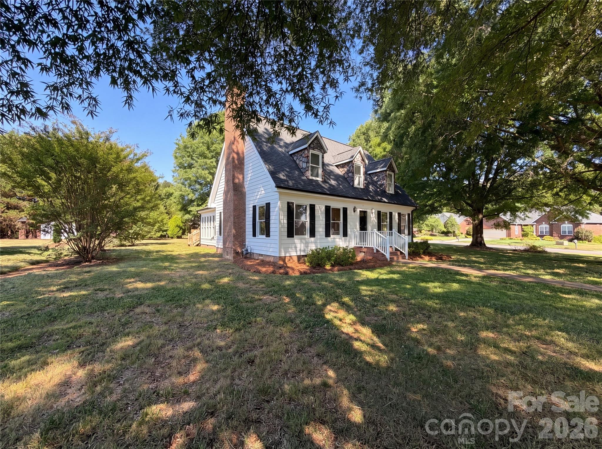 Single Family Residence at 103 Hampshire Court, Salisbury, photo 20 of 22