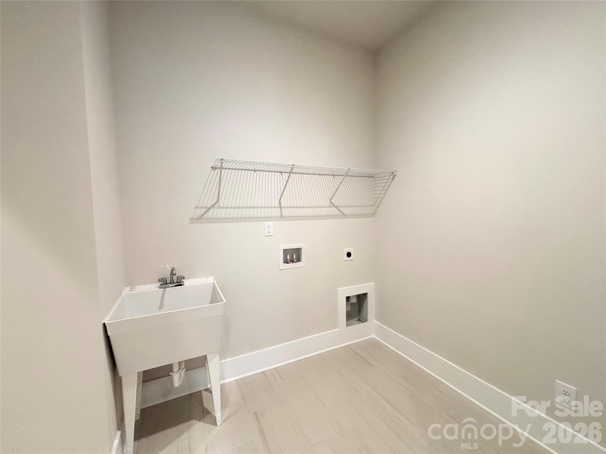 Single Family Residence at 201 Fulworth Drive NW, Concord, photo 25 of 31