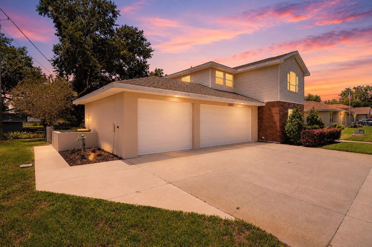 Single Family Residence at 1503 AUBURN OAKS BLVD, AUBURNDALE, photo 4 of 67