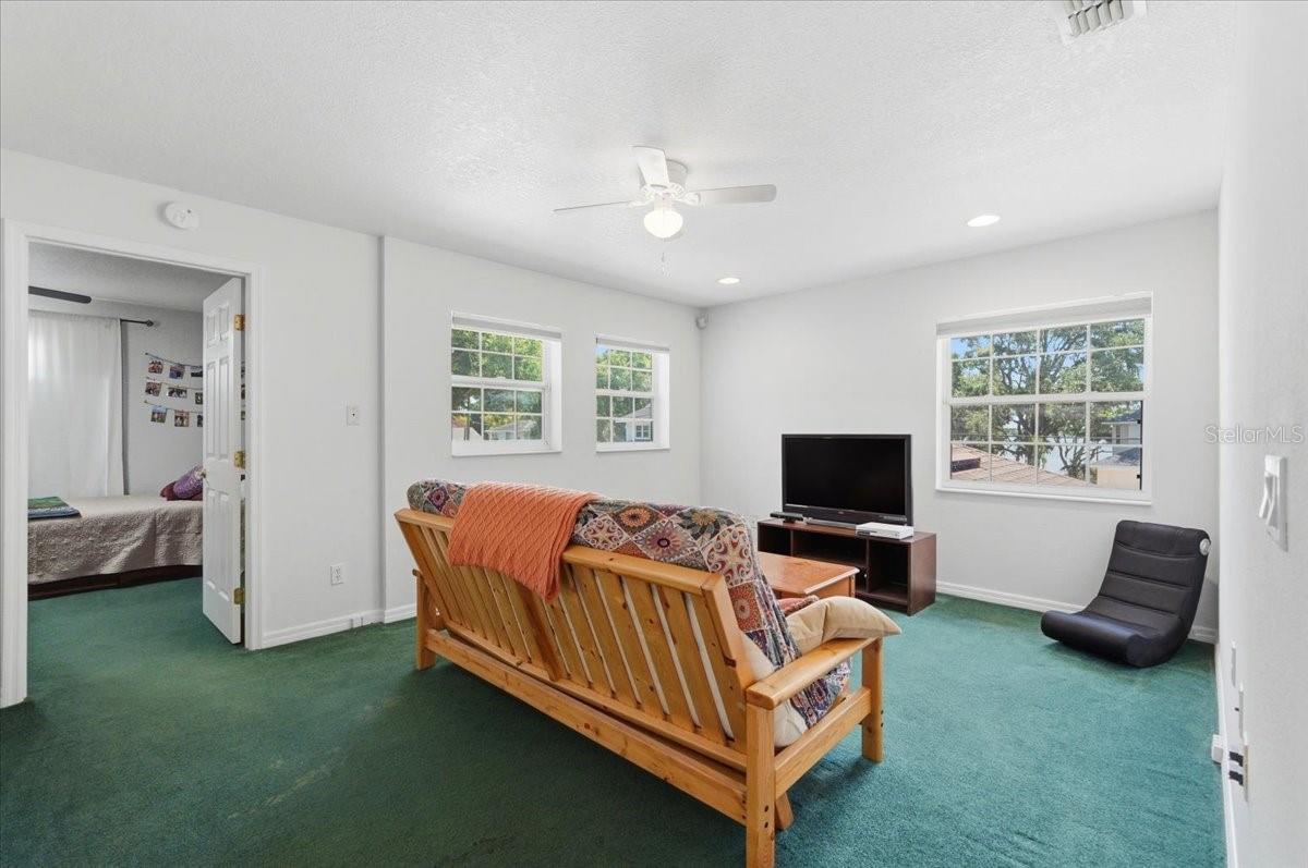 Single Family Residence at 1503 AUBURN OAKS BLVD, AUBURNDALE, photo 40 of 67
