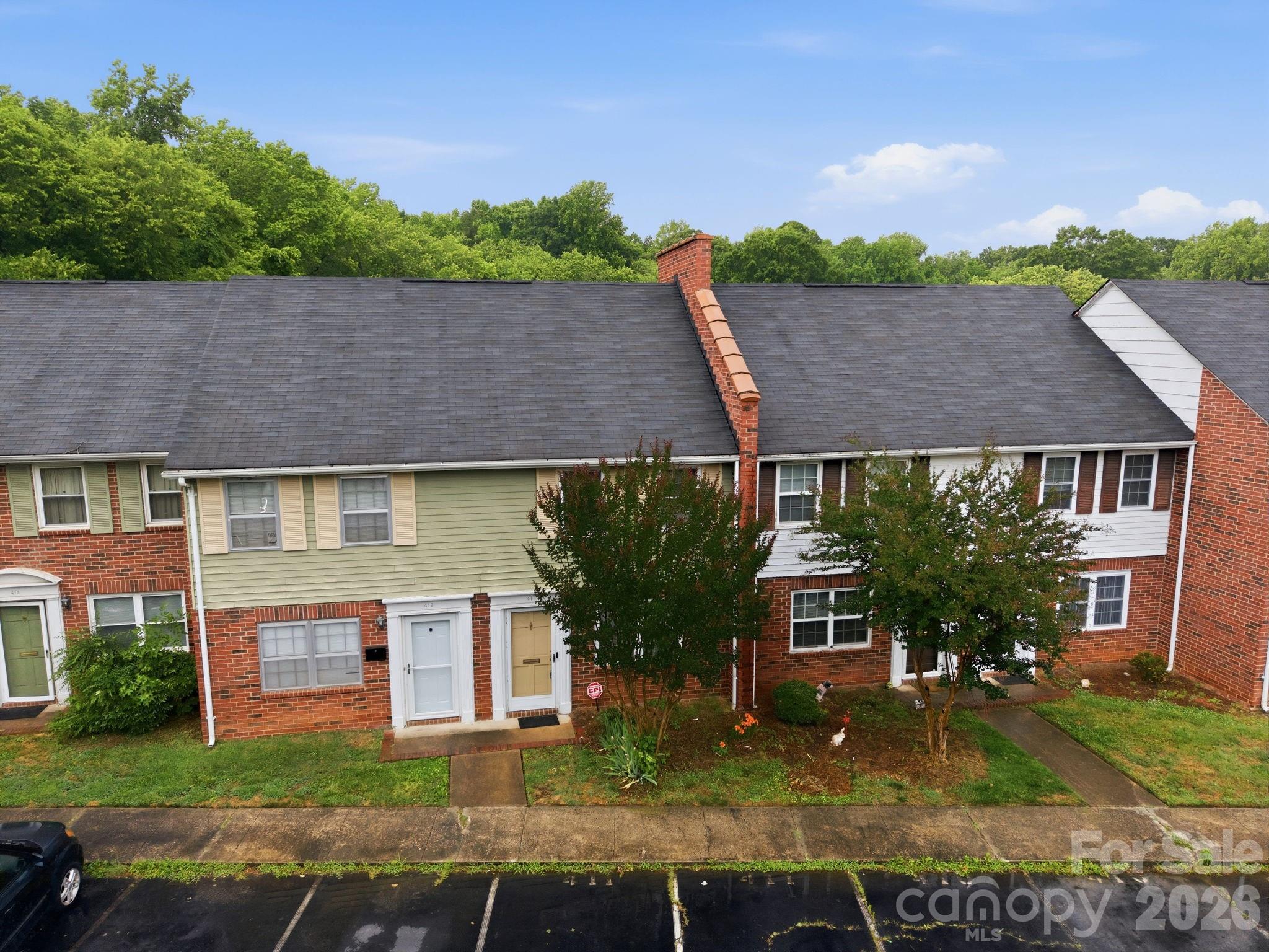 Condominium at 1300 Larchmont Place, Salisbury, photo 5 of 32