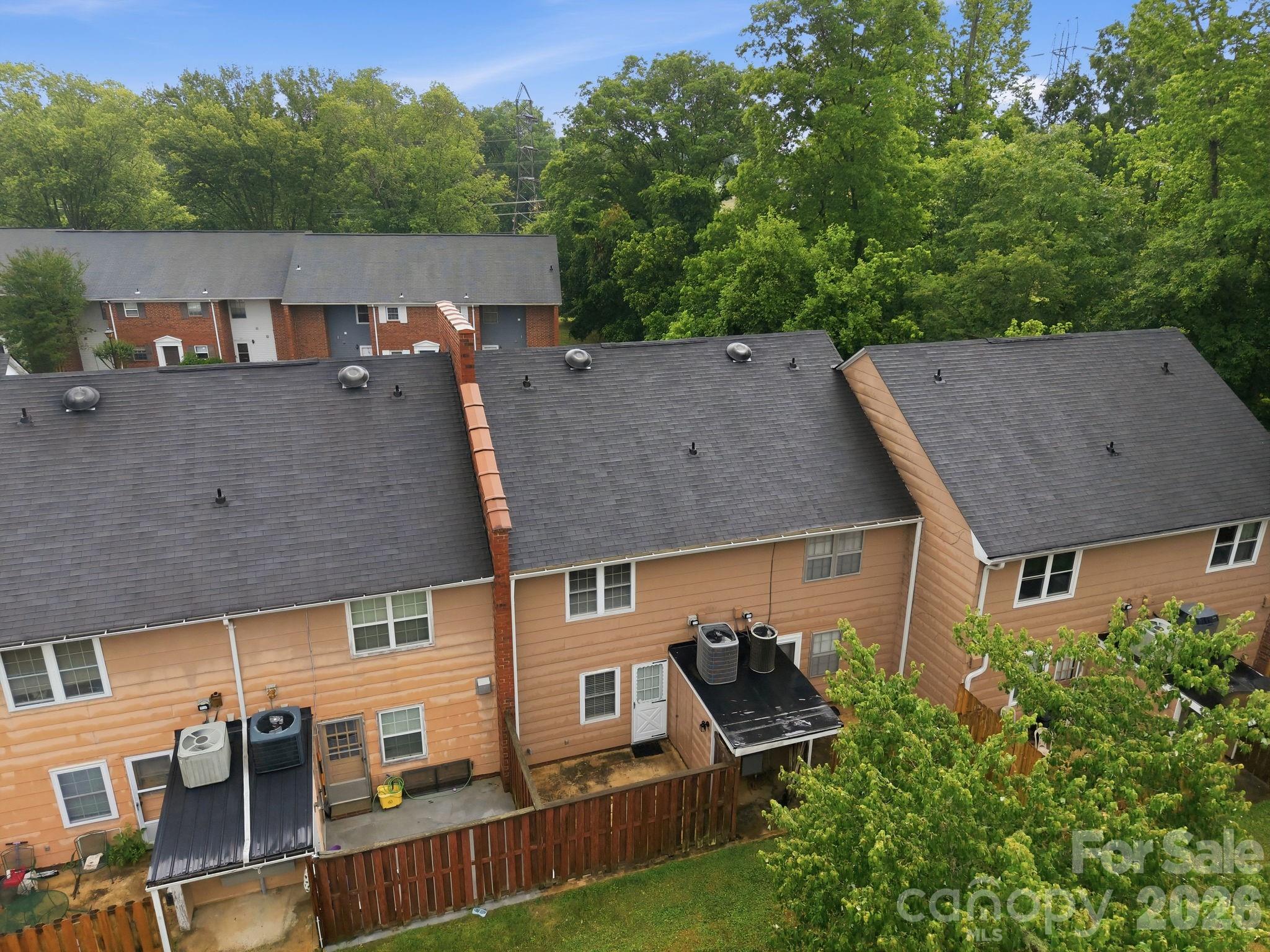 Condominium at 1300 Larchmont Place, Salisbury, photo 26 of 32