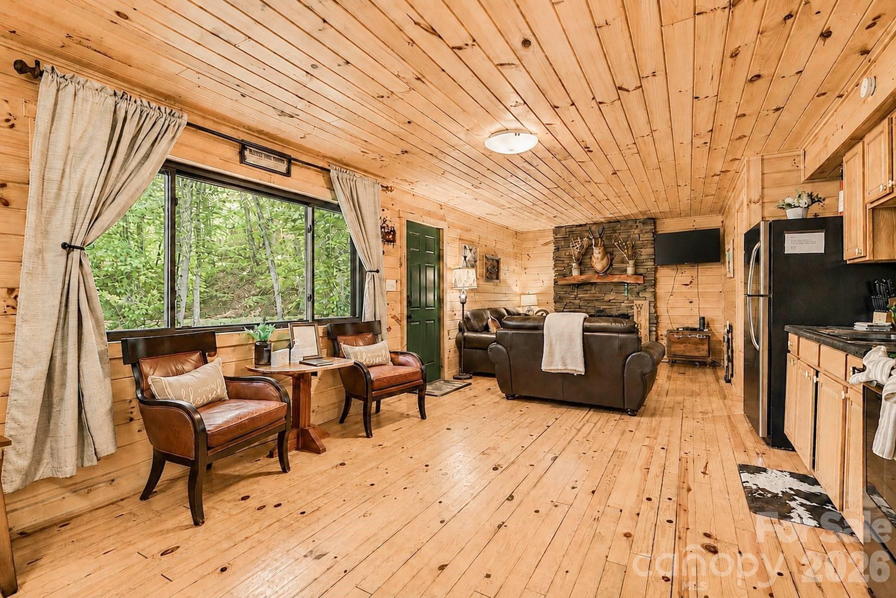 Single Family Residence at 319 Blue Ridge Parkway, Bryson City, photo 4 of 22