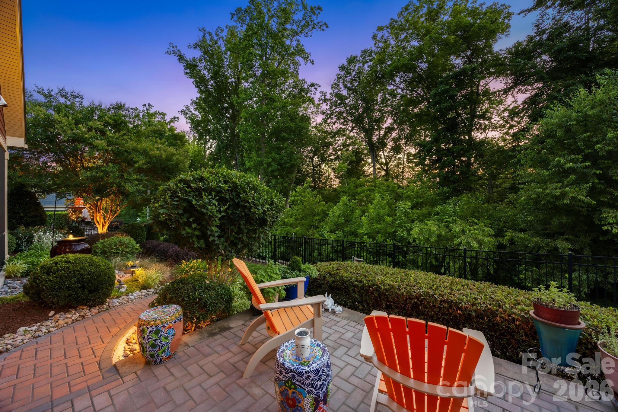 Single Family Residence at 124 Chimney Rock Court, Denver, photo 35 of 47