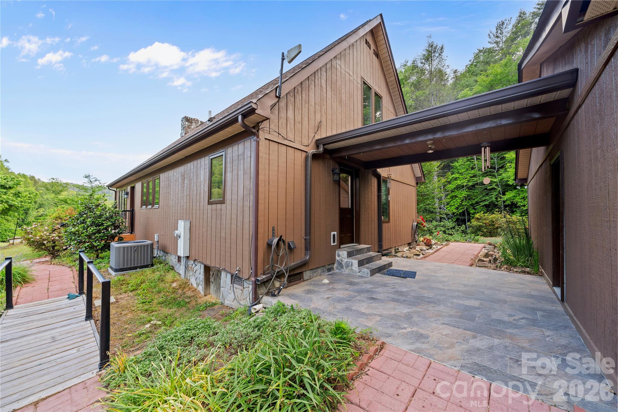 Single Family Residence at 6029 Mulberry Church Road, Lenoir, photo 16 of 48