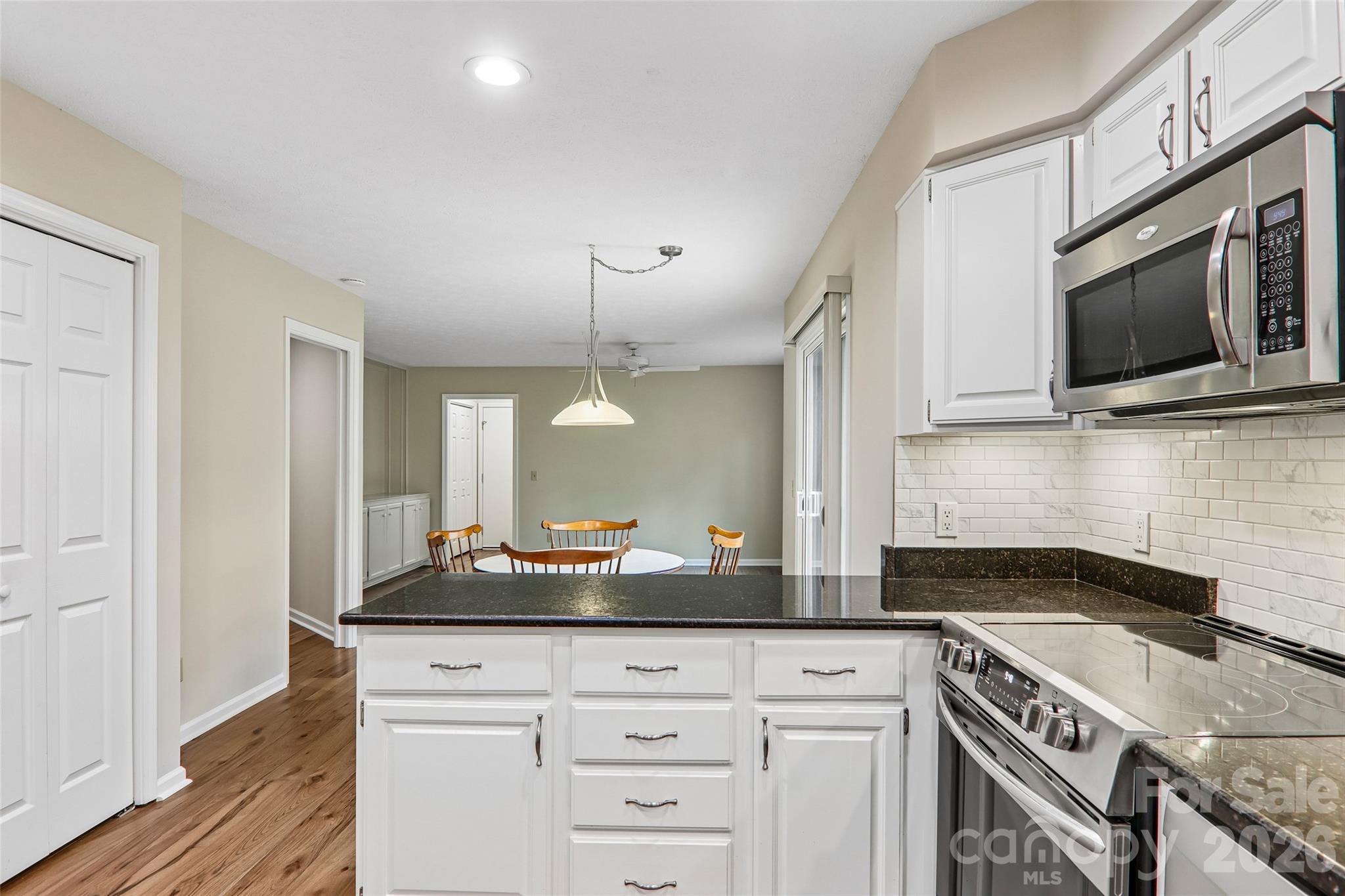 Condominium at 405 Wild Oak Lane, Hendersonville, photo 16 of 39