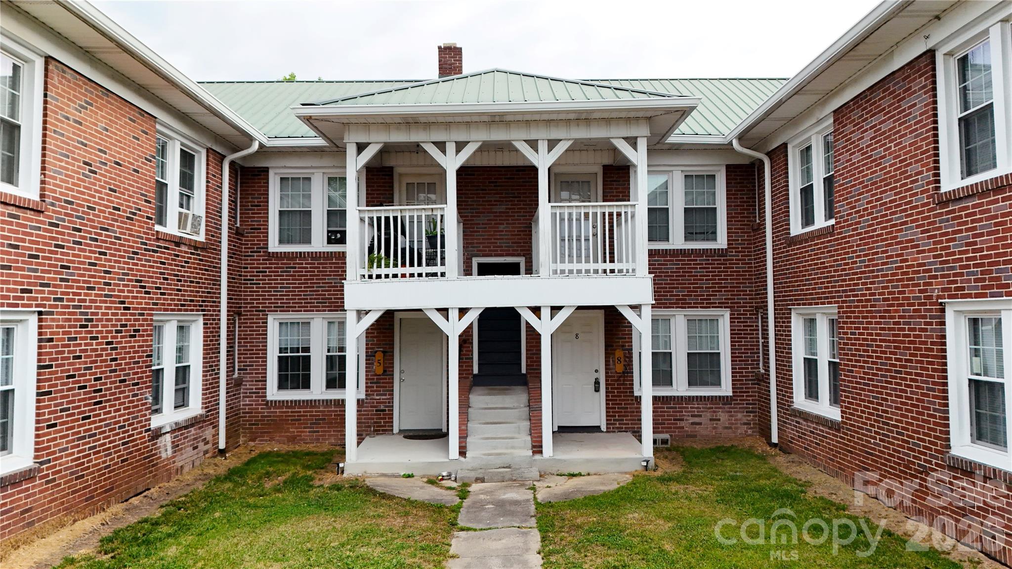 Apartment at 1007 S Main Street, Mount Airy, photo 4 of 16