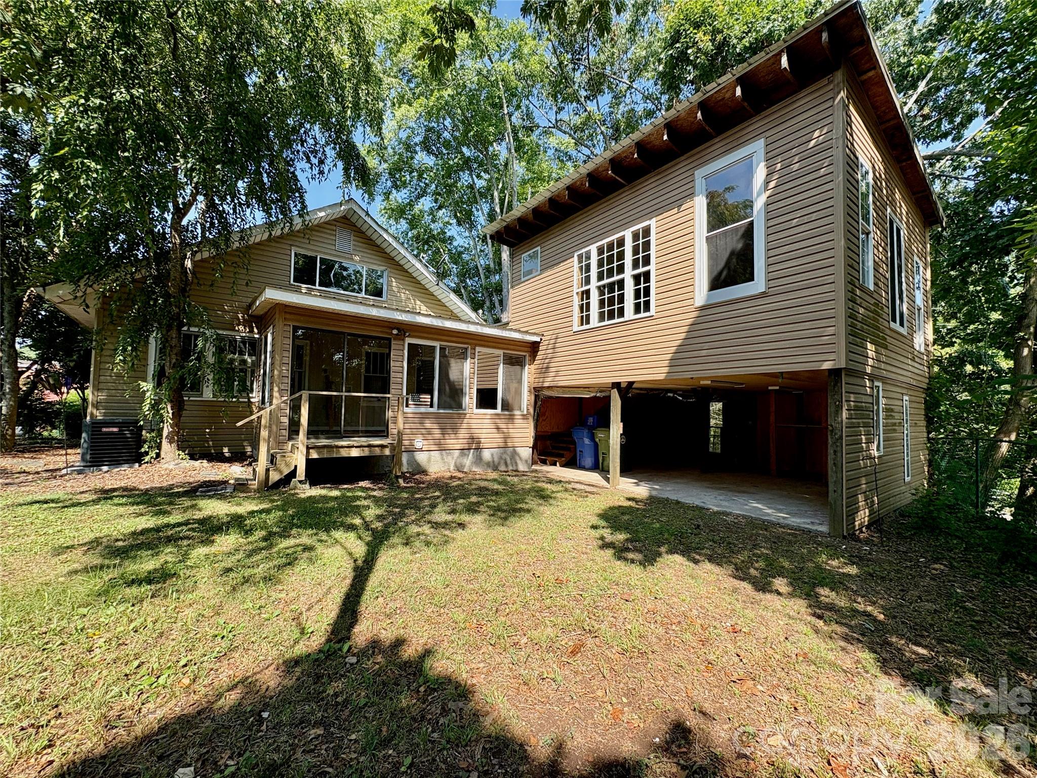 Single Family Residence at 40 Brownwood Avenue, Asheville
