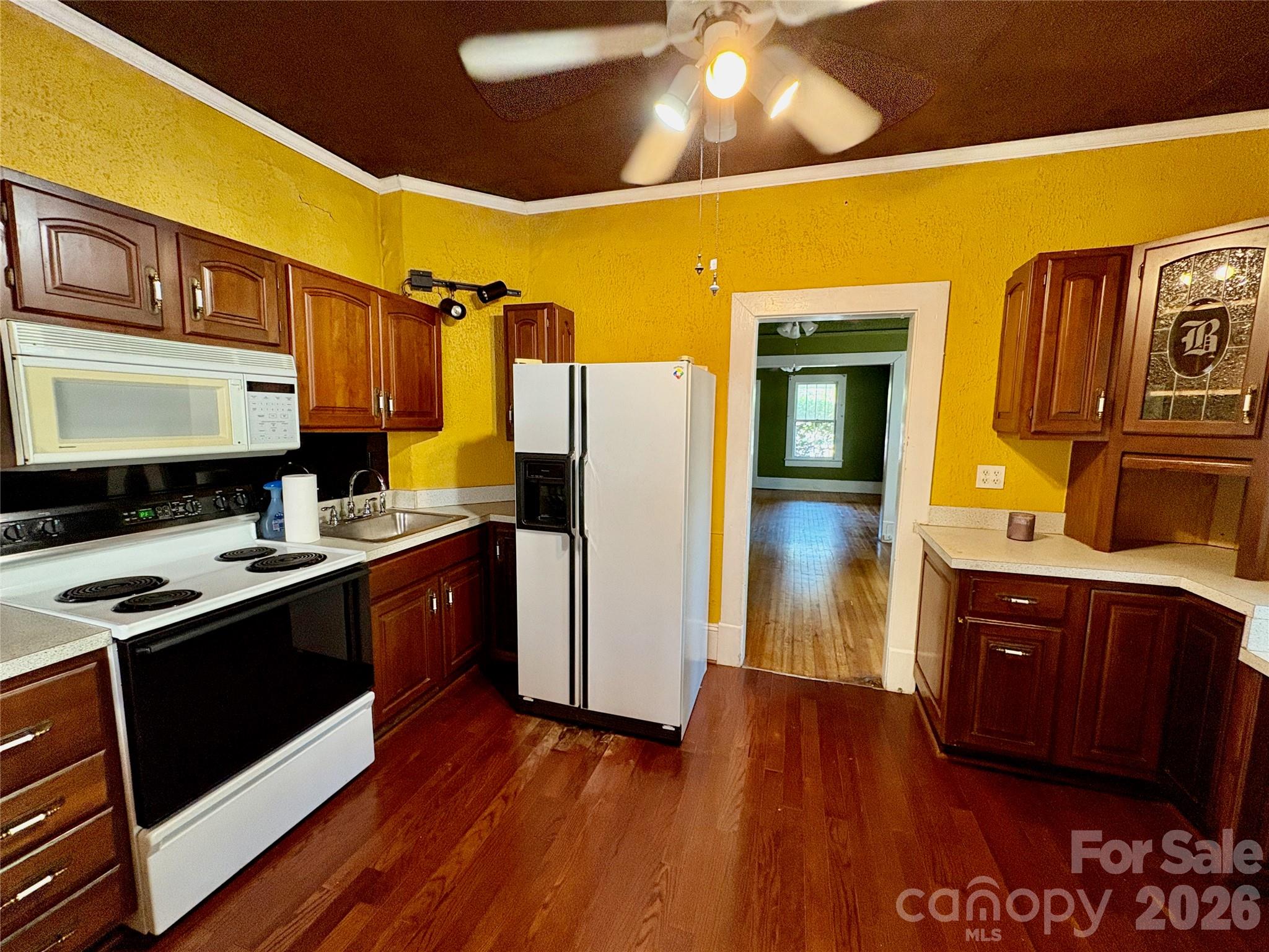Single Family Residence at 40 Brownwood Avenue, Asheville, photo 9 of 38