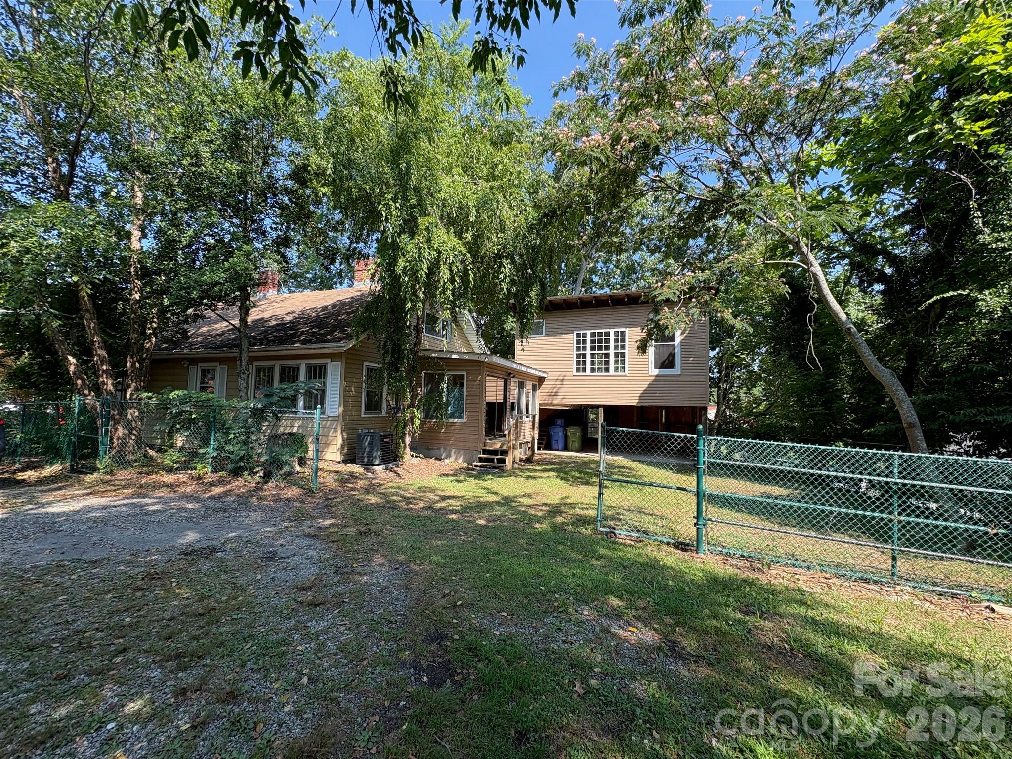 Single Family Residence at 40 Brownwood Avenue, Asheville, photo 36 of 38