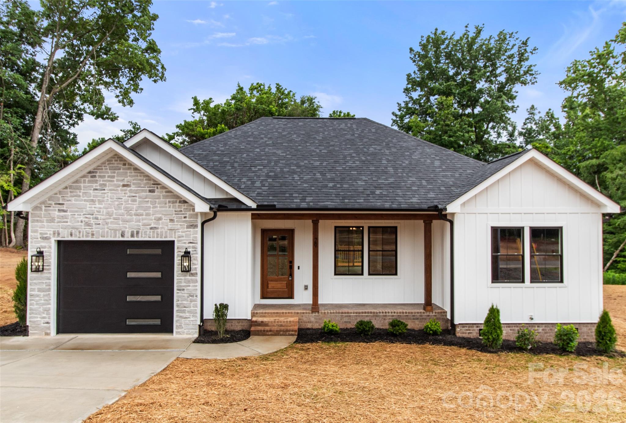Single Family Residence at 29 Hartman Place, Concord, photo 2 of 30