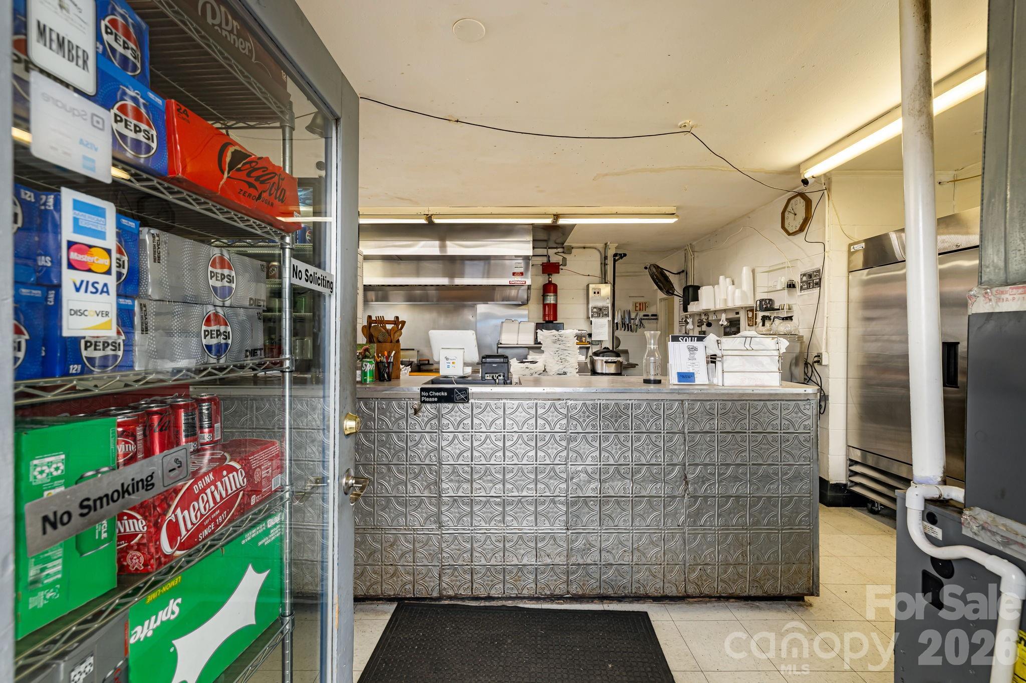 Food/Beverage at 670 Oak Avenue, Spruce Pine, photo 22 of 47