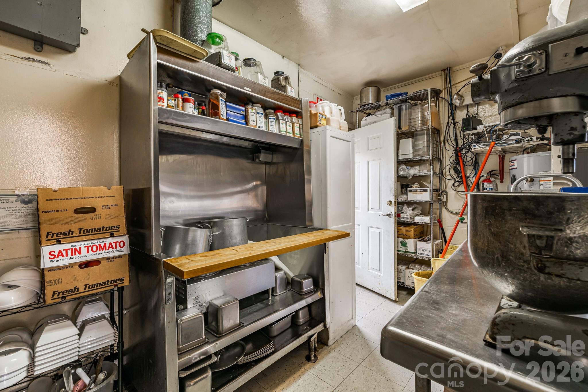 Food/Beverage at 670 Oak Avenue, Spruce Pine, photo 24 of 47