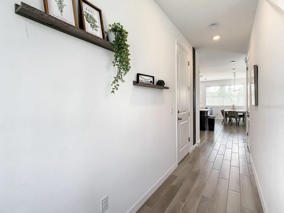 Townhouse at 1048 PLANTATION LANE, DAVENPORT, photo 9 of 50