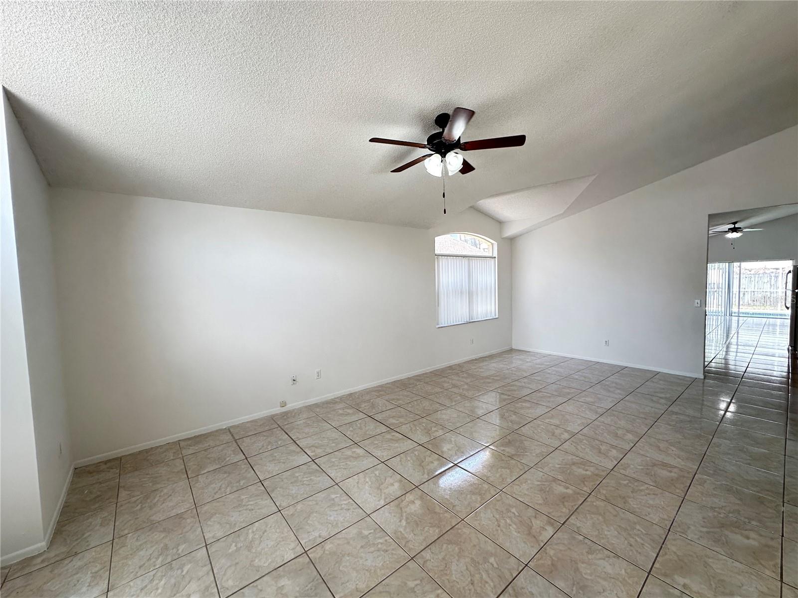 Single Family Residence at 311 DOWNING CIR, DAVENPORT, photo 6 of 26