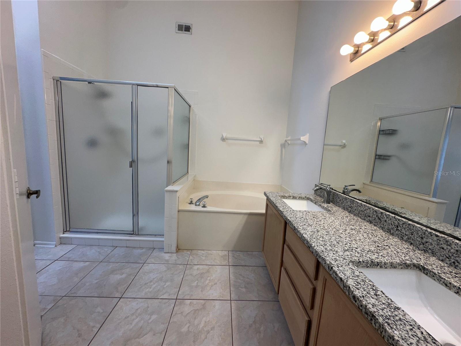 Single Family Residence at 311 DOWNING CIR, DAVENPORT, photo 8 of 26