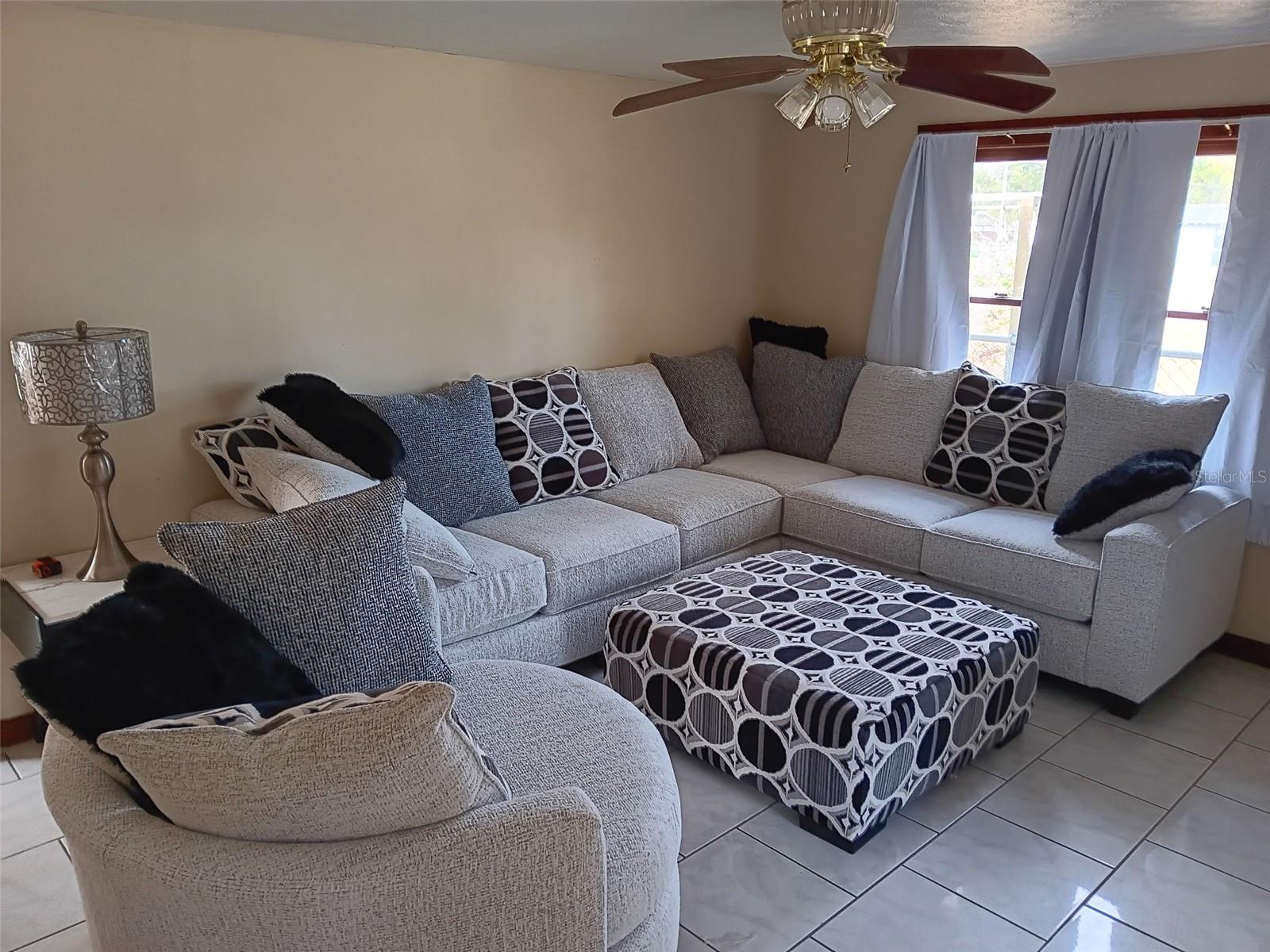 Single Family Residence at 5647 19TH ST, ZEPHYRHILLS, photo 4 of 9