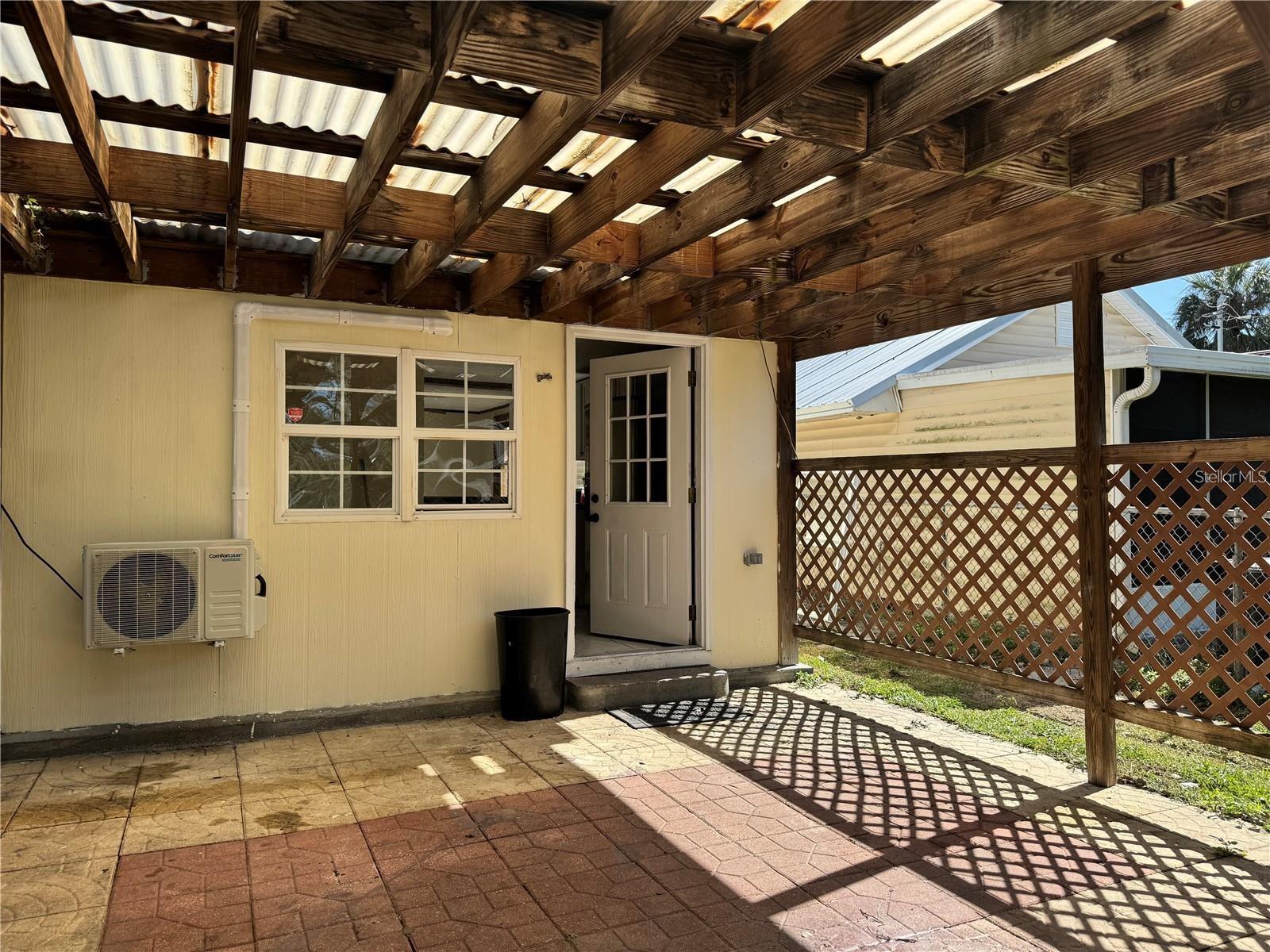 Single Family Residence at 5647 19TH ST, ZEPHYRHILLS, photo 7 of 9